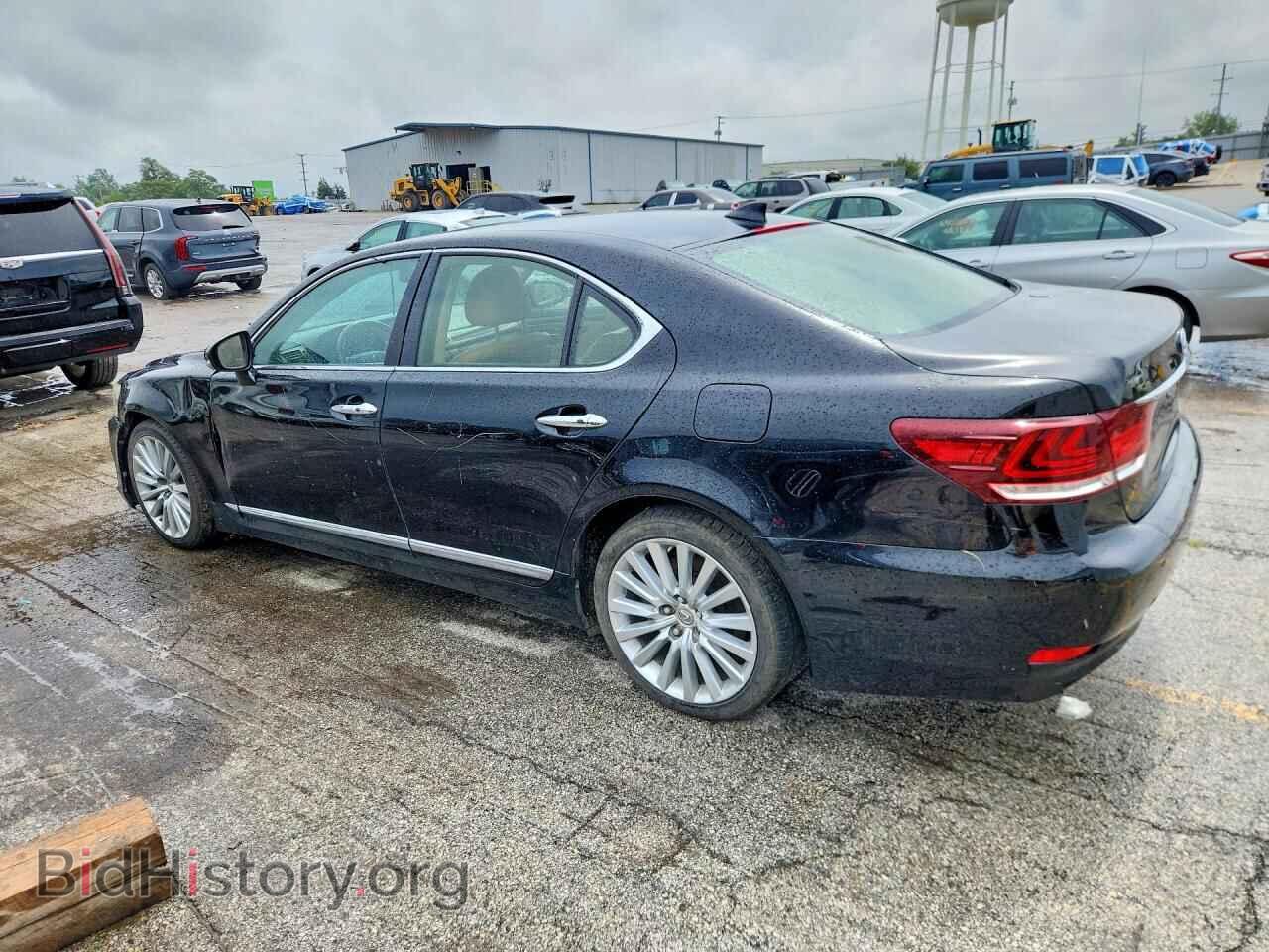 2014 LEXUS LS460 - VIN: JTHCL5EF9E5022098 - Photo 2
