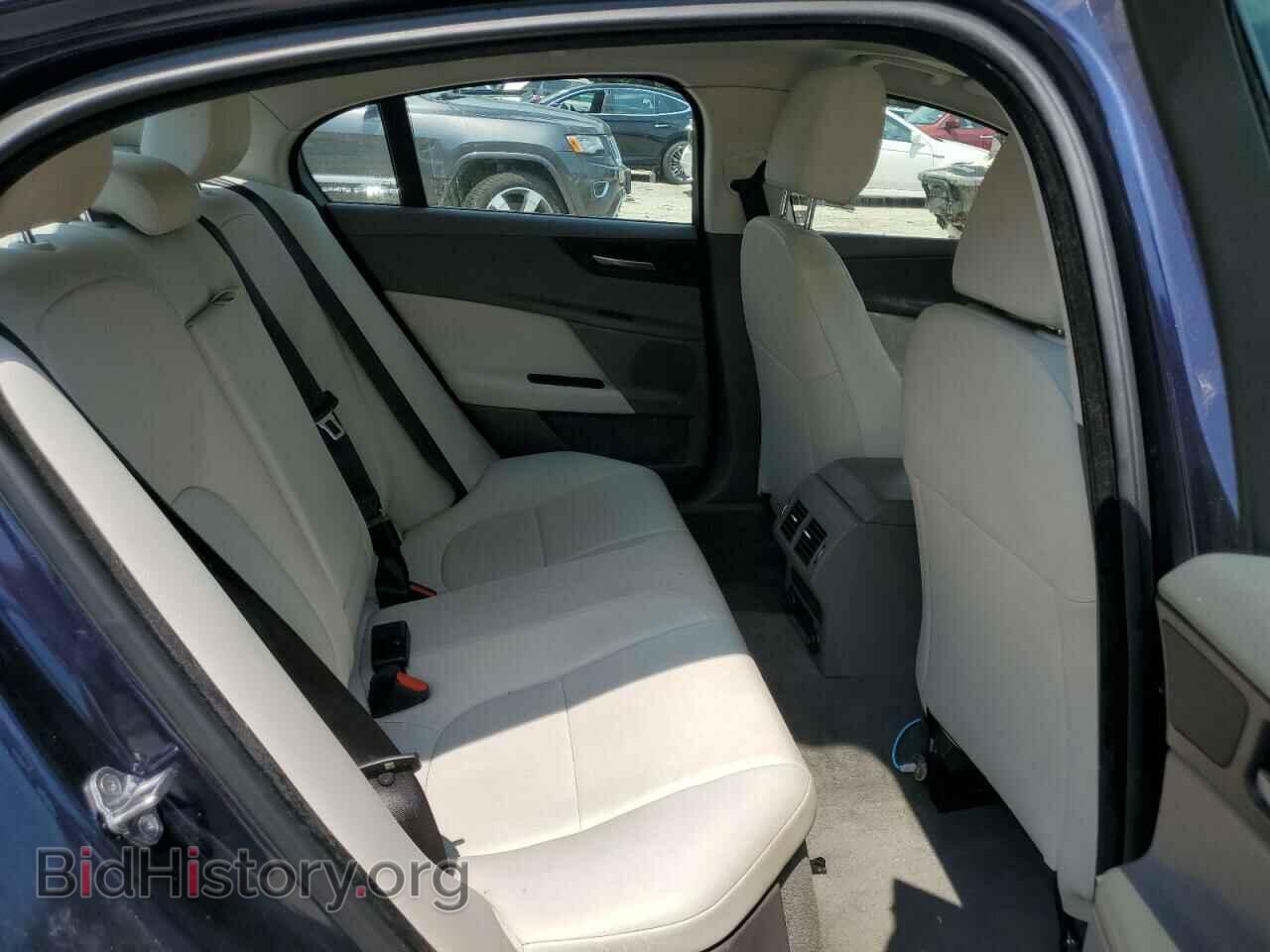 2017 JAGUAR XE - VIN: SAJAR4BG6HA949961 - Фото 10