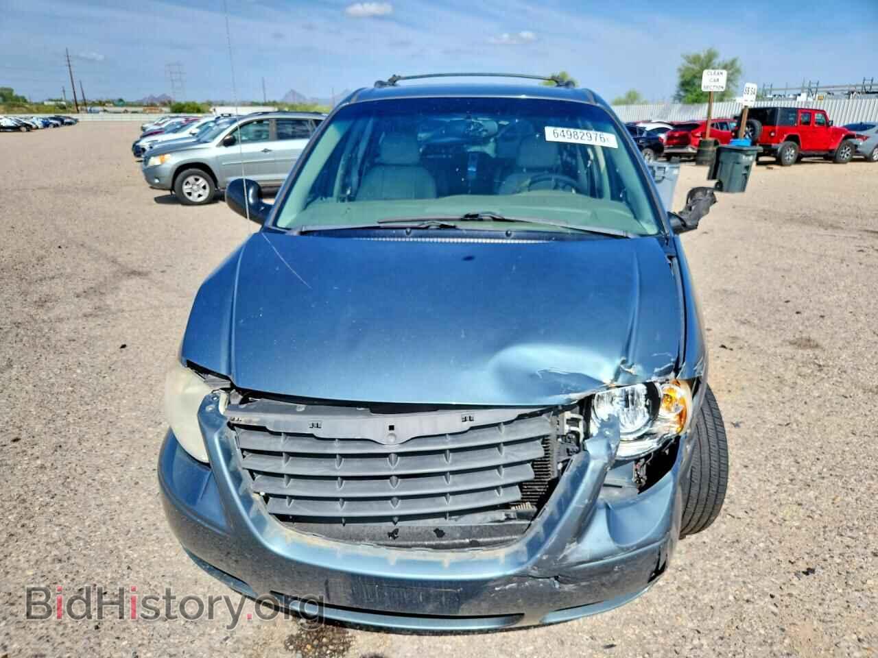 2005 CHRYSLER MINIVAN - VIN: 2C8GP54L05R249714 - Photo 5