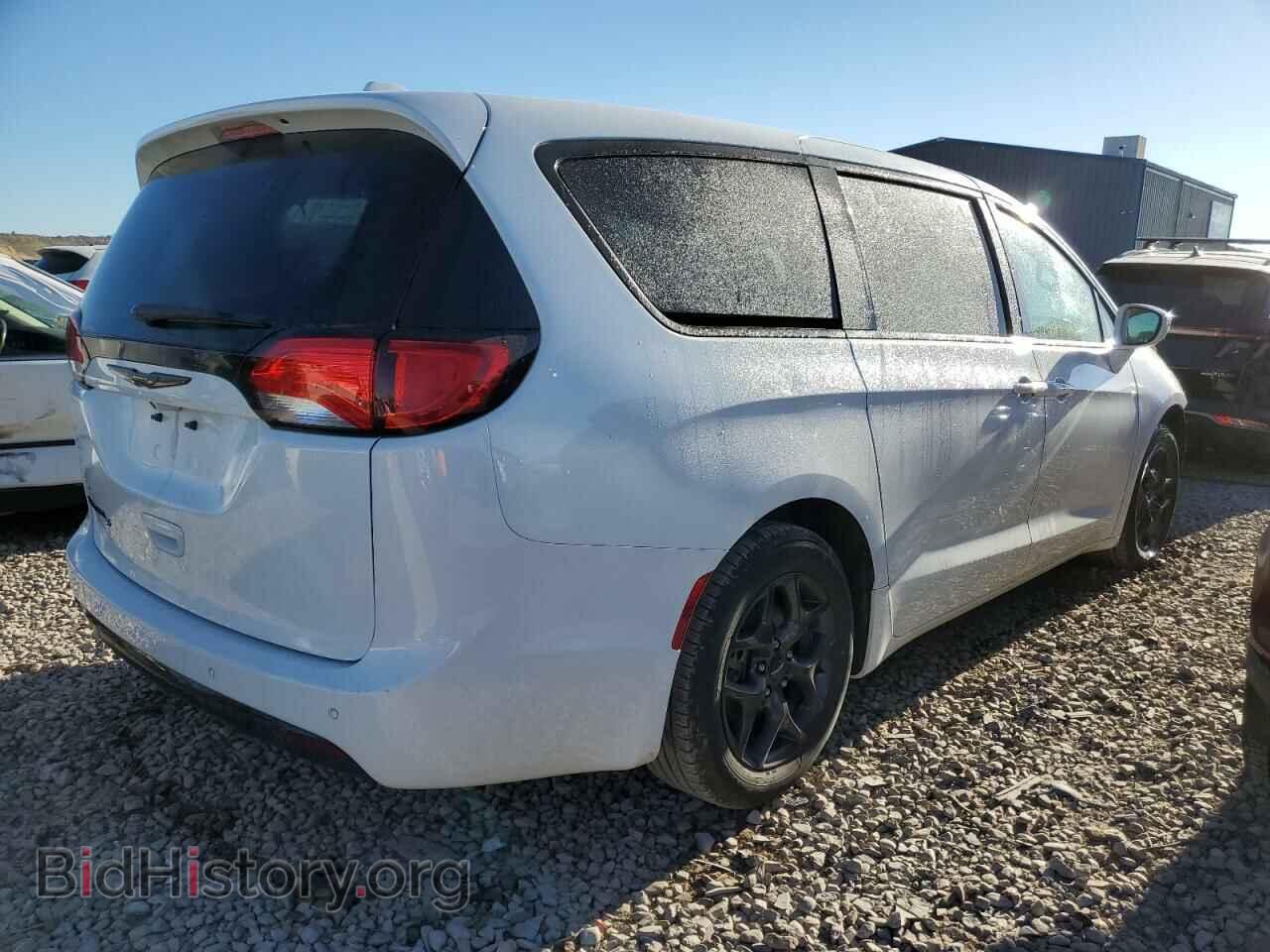 2019 CHRYSLER PACIFICA - VIN: 2C4RC1FG0KR567231 - Фото 3