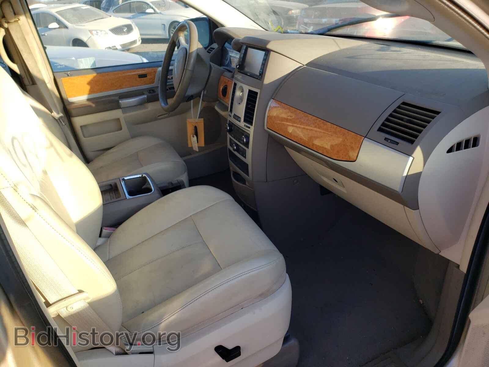 2010 CHRYSLER MINIVAN - VIN: 2A4RR6DX4AR199174 - Фото 5