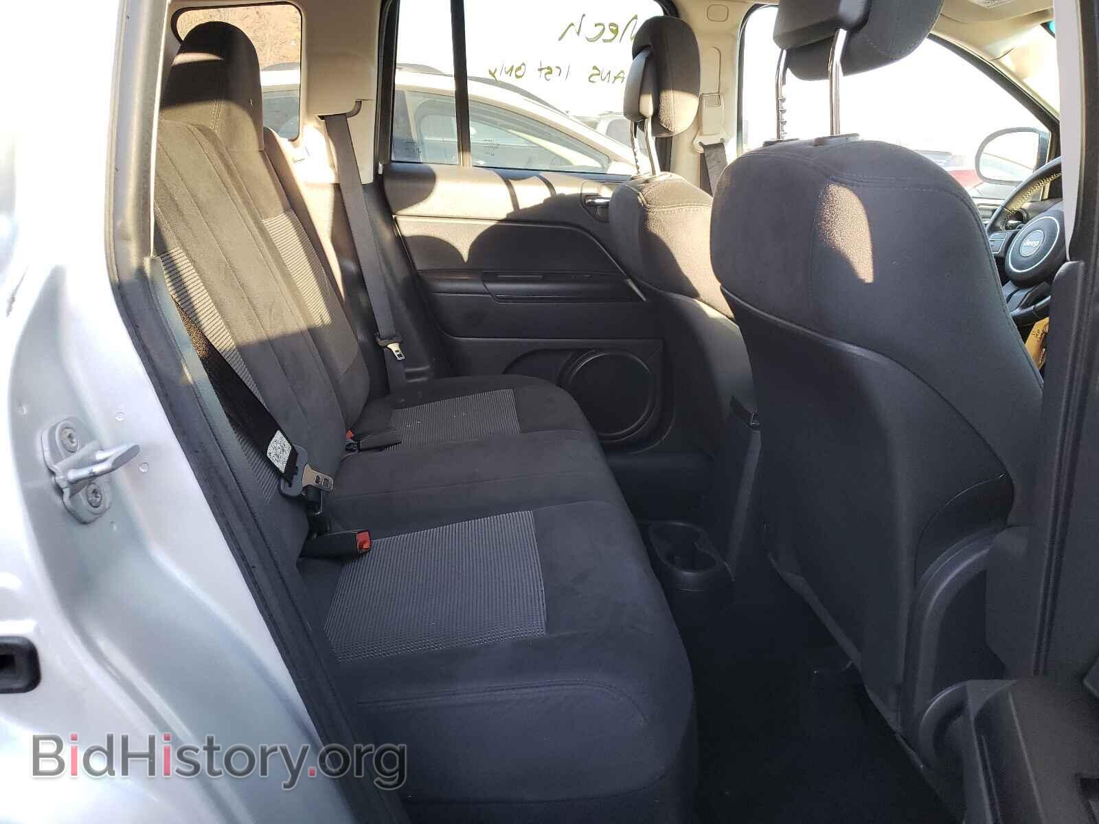 2011 JEEP COMPASS - VIN: 1J4NF1FB2BD211029 - Photo 6