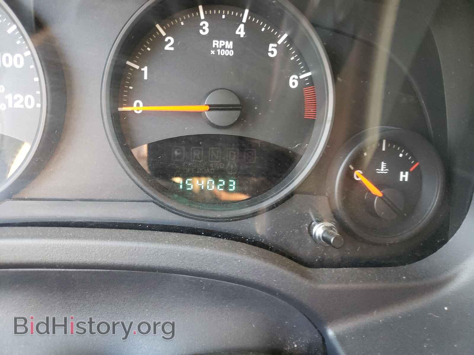 2011 JEEP COMPASS - VIN: 1J4NF1FB2BD211029 - Photo 8