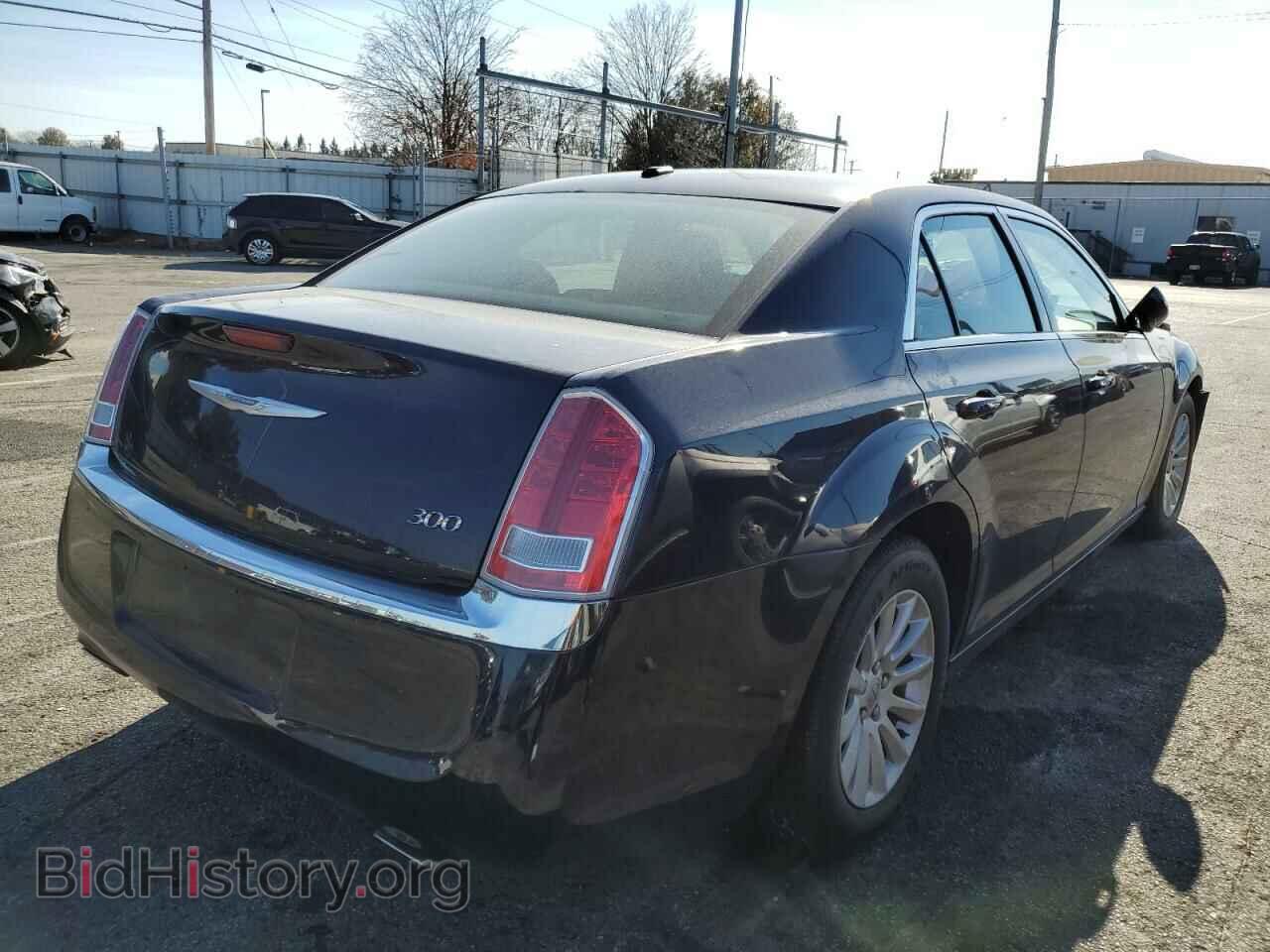 2012 CHRYSLER 300 - VIN: 2C3CCAAG1CH137121 - Фото 4