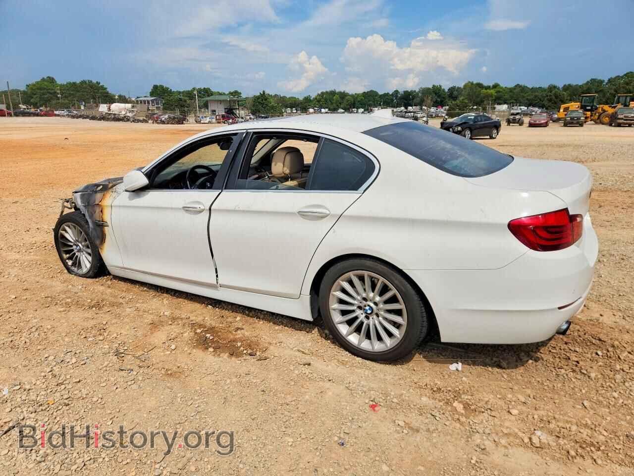 2011 BMW 5 SERIES - VIN: WBAFR7C56BC601783 - Фото 2