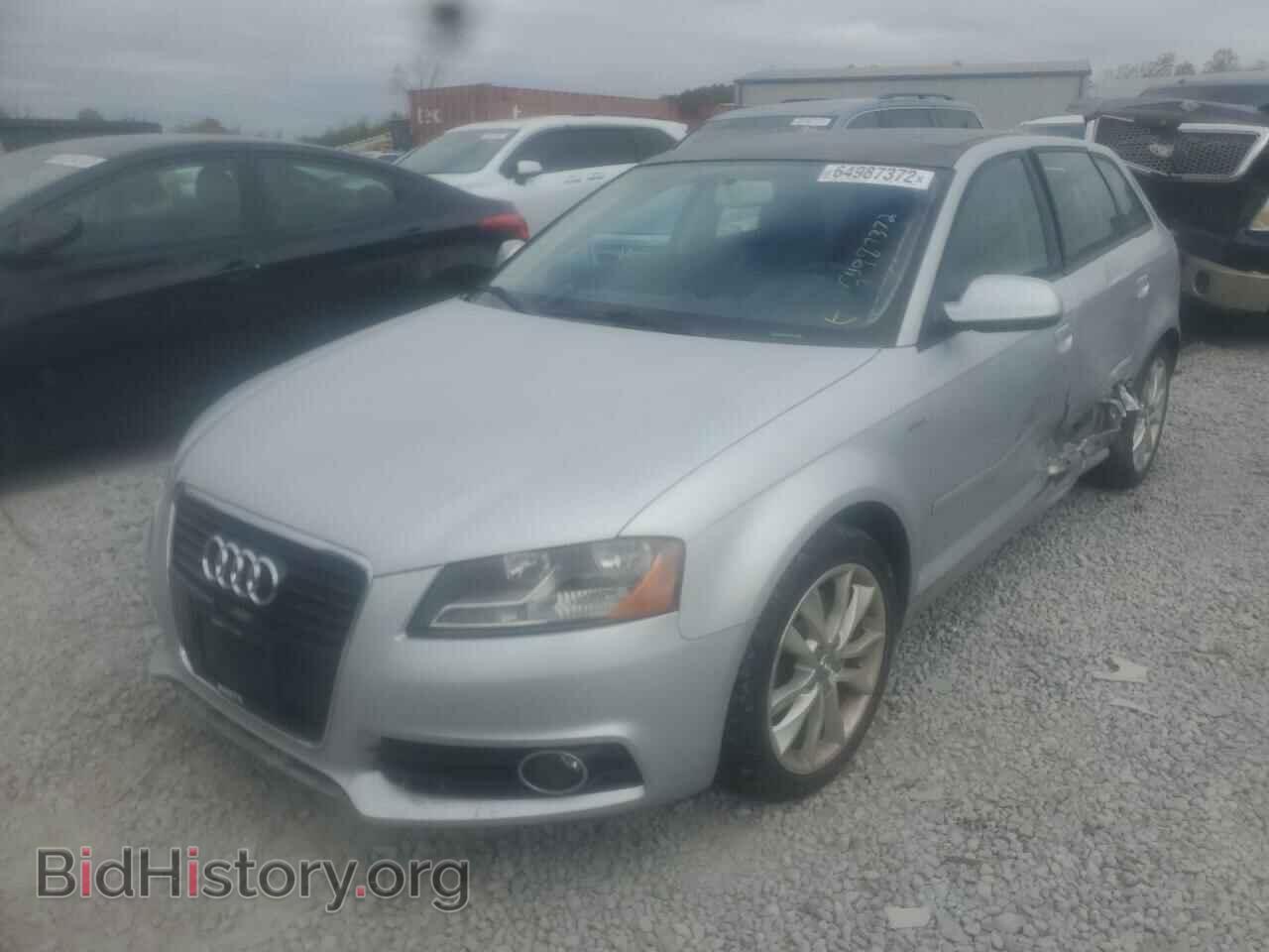 2013 AUDI A3 - VIN: WAUBEAFM2DA005451 - Фото 2