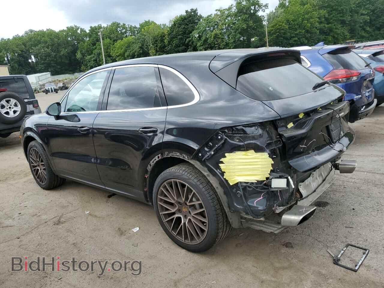 2019 PORSCHE CAYENNE - VIN: WP1AA2AY4KDA17038 - Photo 2