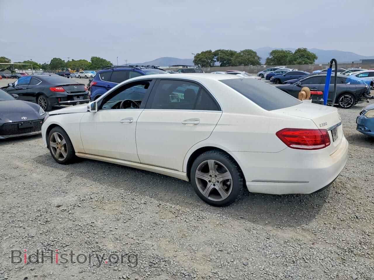 2014 MERCEDES-BENZ E-CLASS - VIN: WDDHF5KB7EA821312 - Photo 2