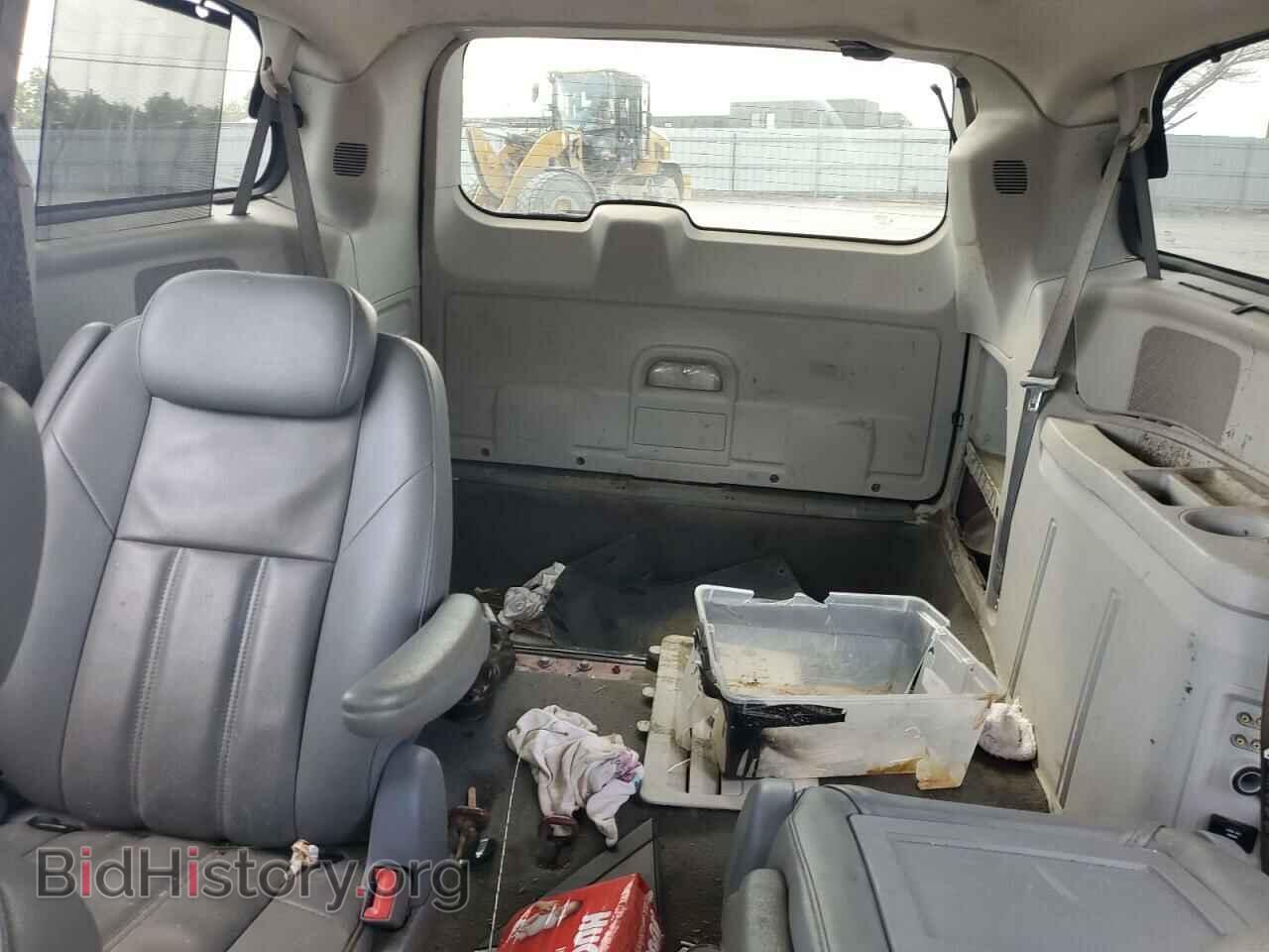2008 CHRYSLER MINIVAN - VIN: 2A8HR54P08R731177 - Фото 10