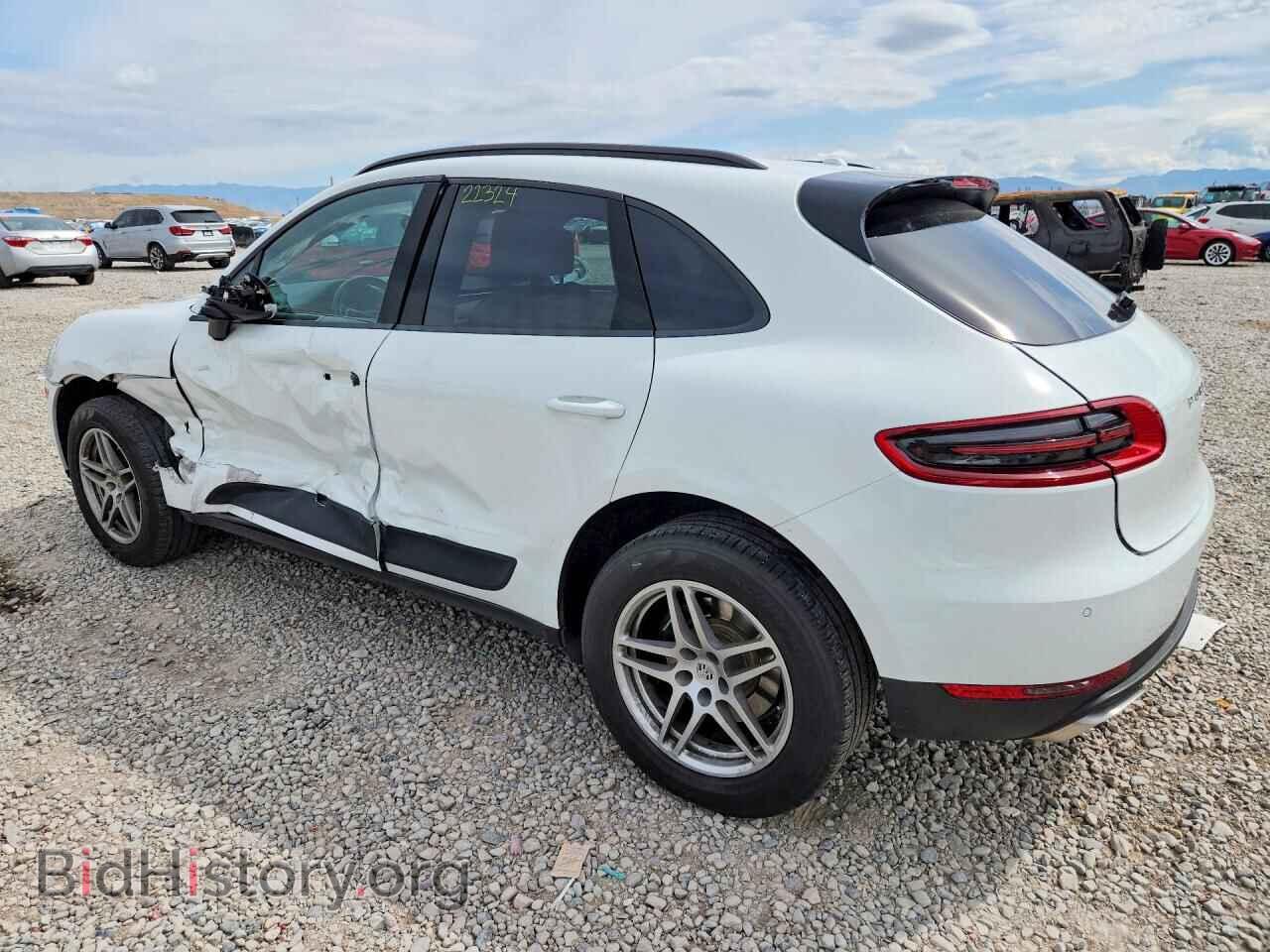 2017 PORSCHE MACAN - VIN: WP1AA2A55HLB04631 - Photo 2