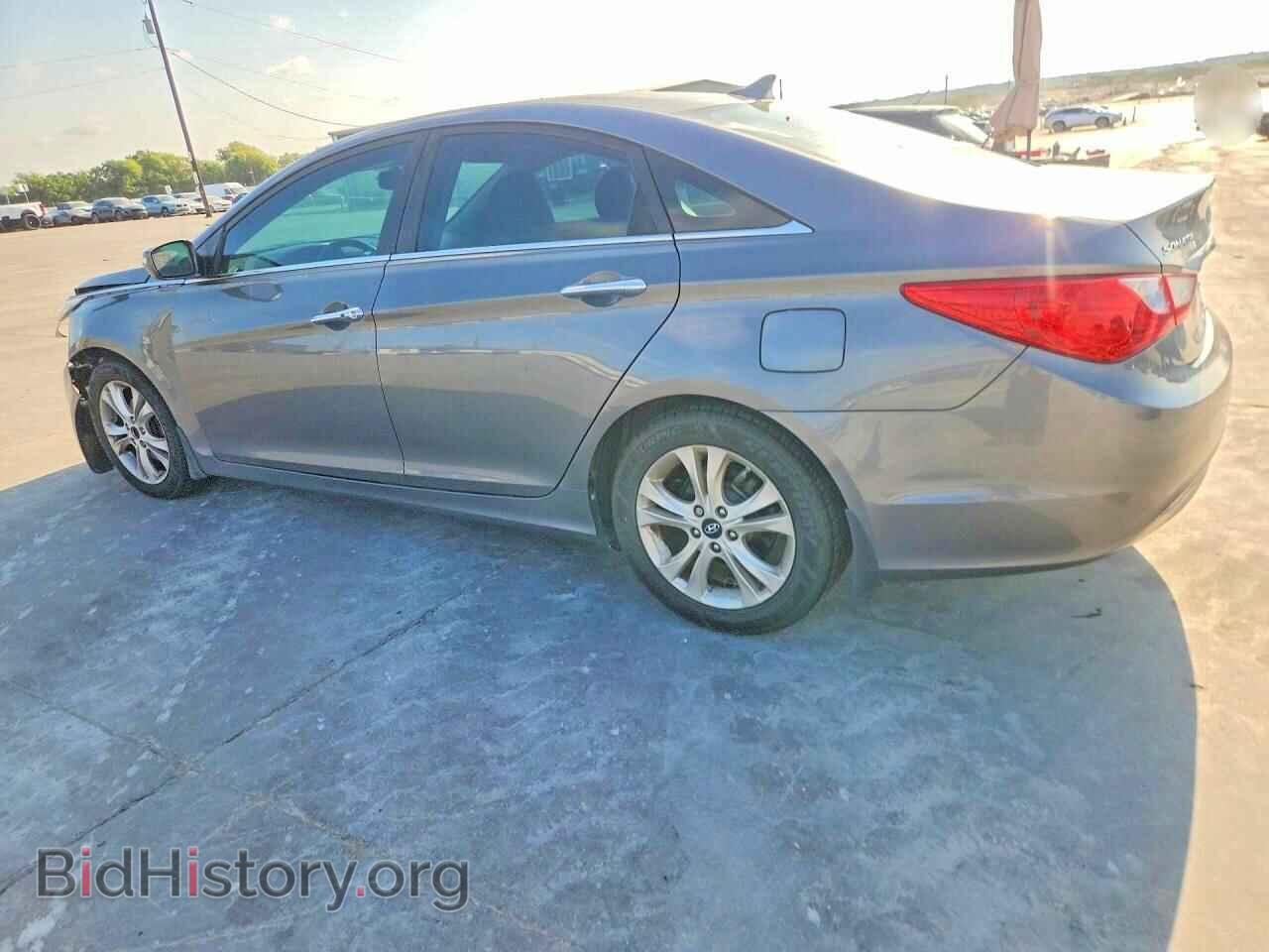 2011 HYUNDAI SONATA - VIN: 5NPEC4AC0BH132050 - Фото 2