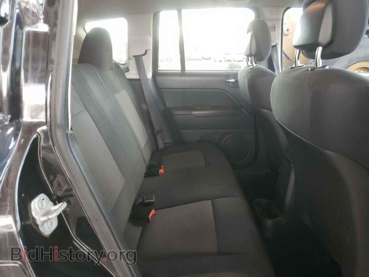 2011 JEEP COMPASS - VIN: 1J4NF1FB4BD216586 - Photo 6
