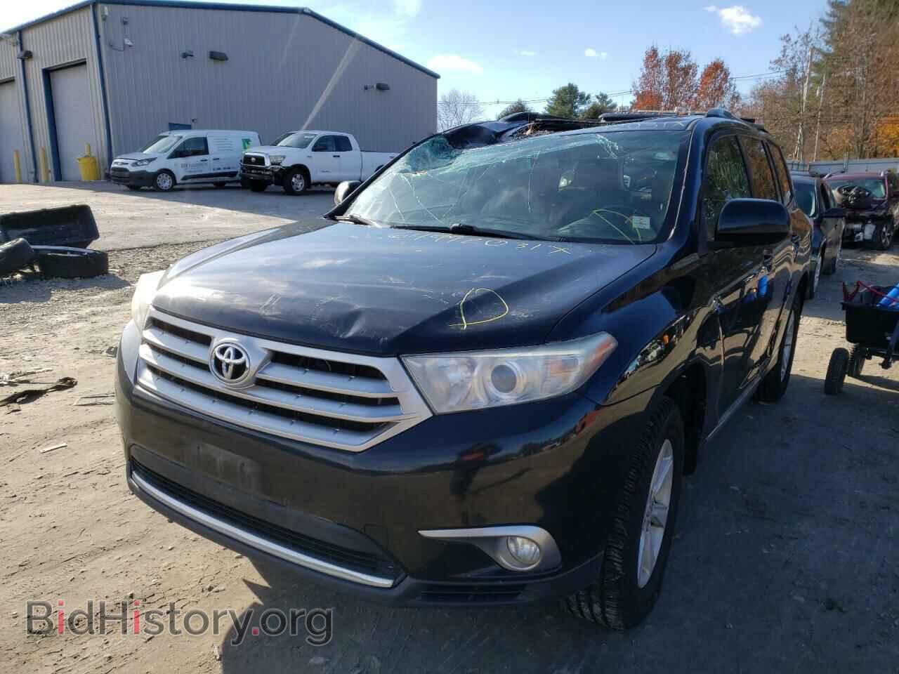 2012 TOYOTA HIGHLANDER - VIN: 5TDBK3EH4CS130156 - Фото 2