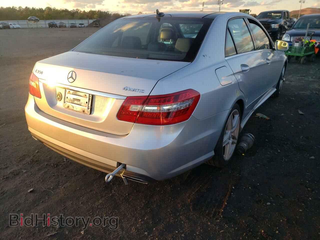 2011 MERCEDES-BENZ E-CLASS - VIN: WDDHF8HB8BA516888 - Фото 4