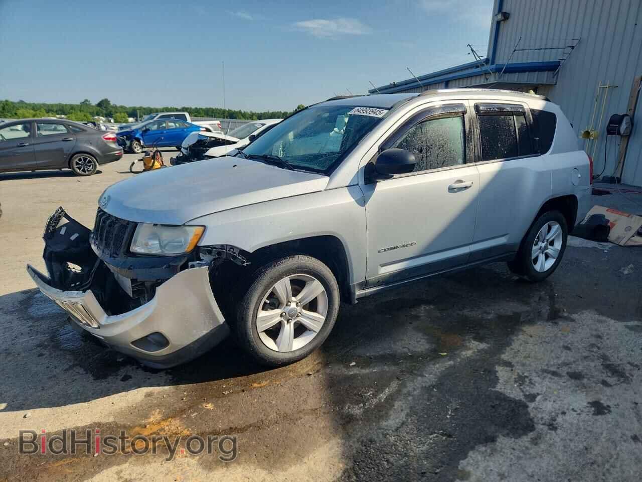 Photo 1J4NT1FB9BD169113 - JEEP COMPASS 2011