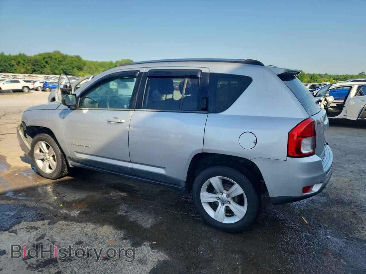 2011 JEEP COMPASS - VIN: 1J4NT1FB9BD169113 - Фото 2
