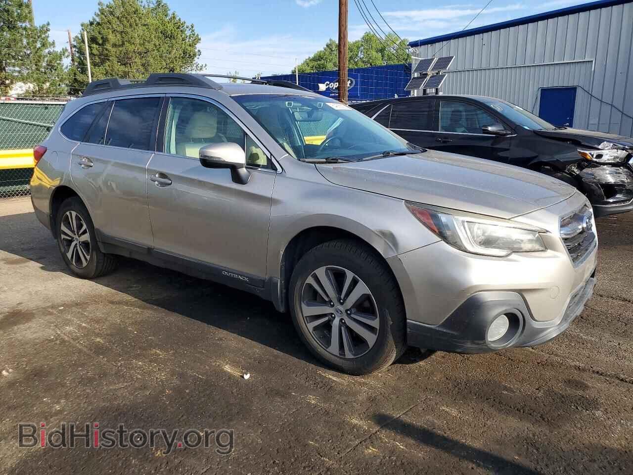 2018 SUBARU OUTBACK - VIN: 4S4BSENC5J3355406 - Фото 4