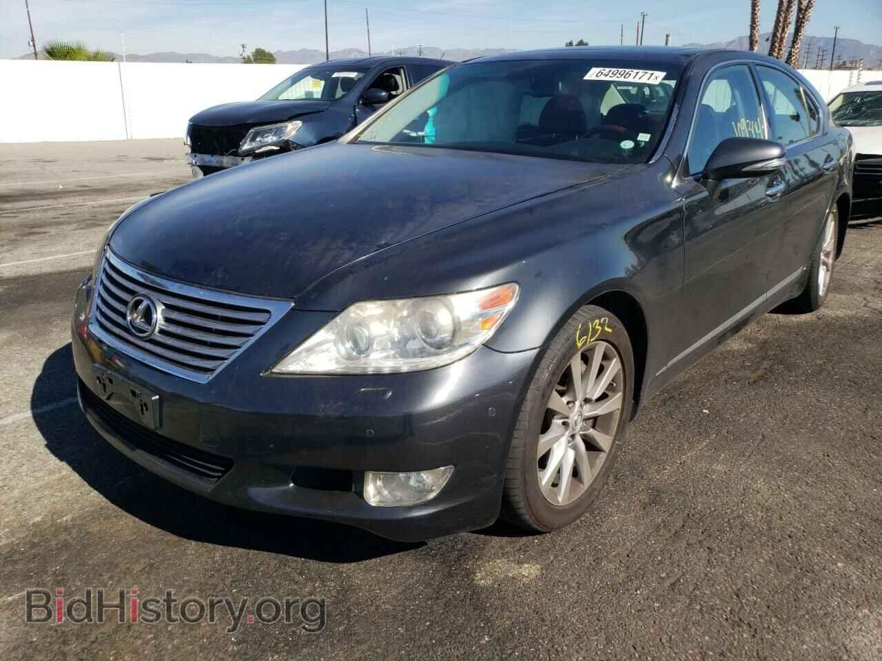 2010 LEXUS LS460 - VIN: JTHBL5EF3A5097367 - Photo 2
