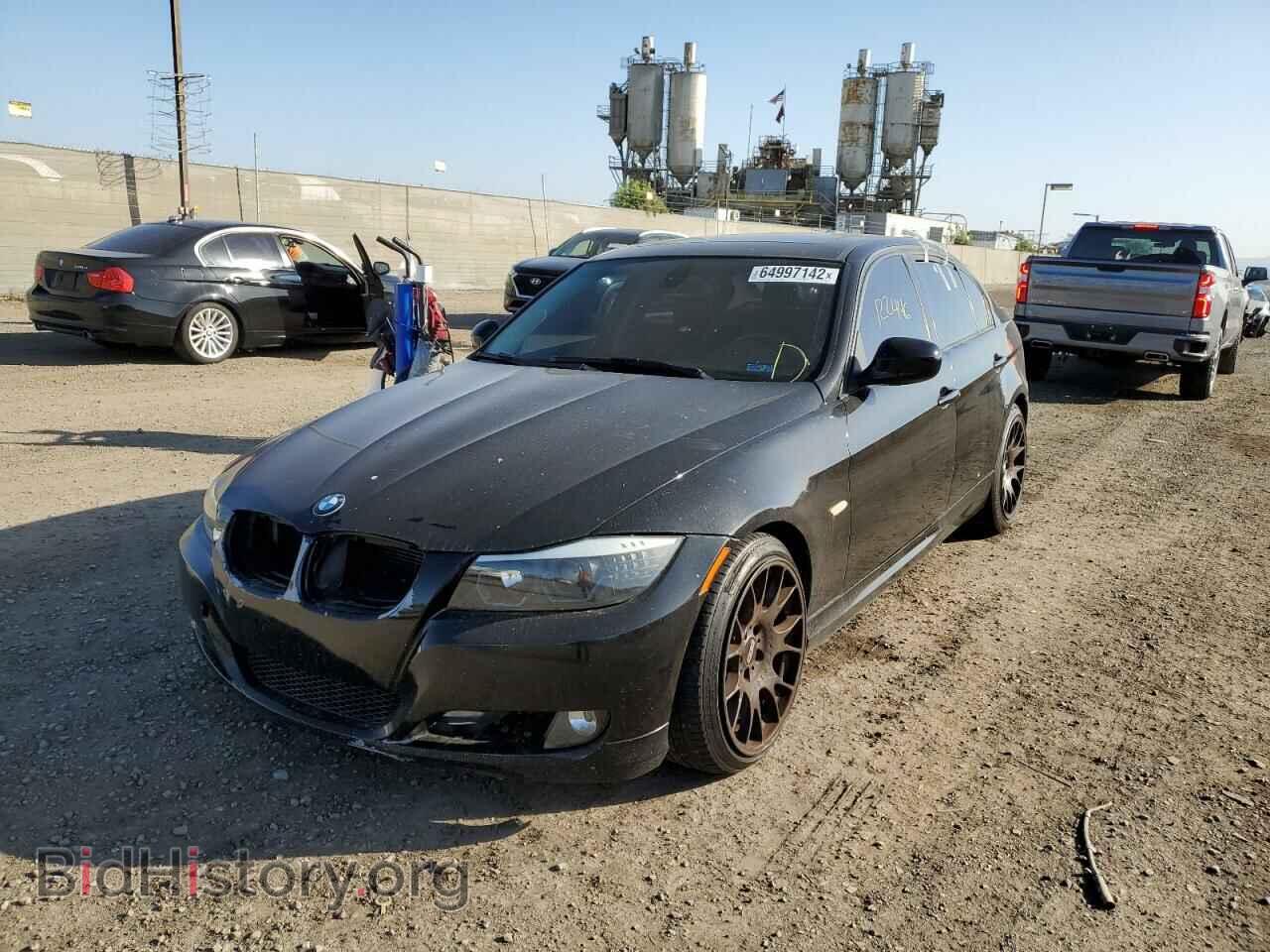 2011 BMW 3 SERIES - VIN: WBAPH7G58BNN02422 - Фото 2