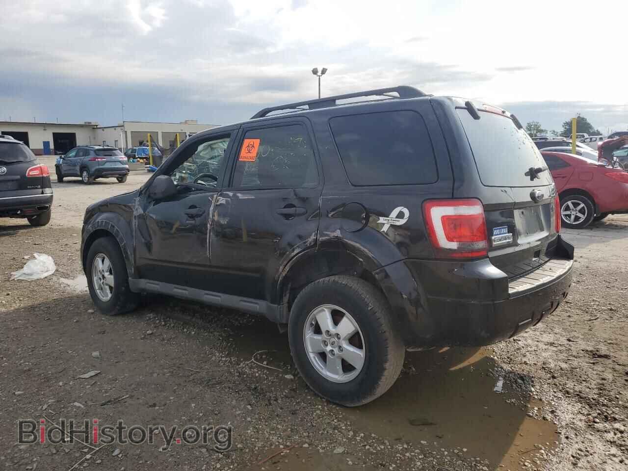 2010 FORD ESCAPE - VIN: 1FMCU0D70AKC07109 - Фото 2