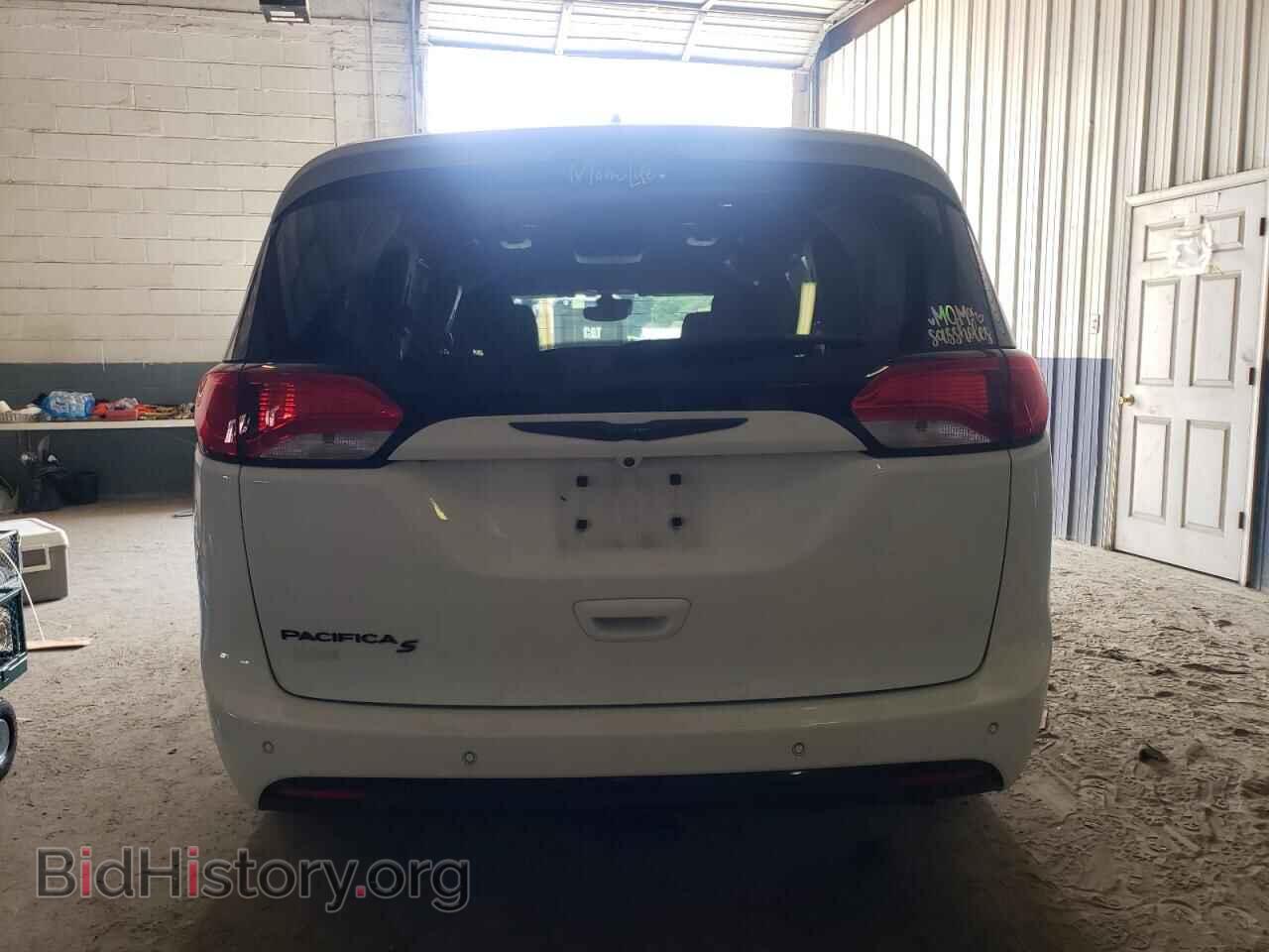 2019 CHRYSLER All Models - VIN: 2C4RC1BG7KR548648 - Фото 6