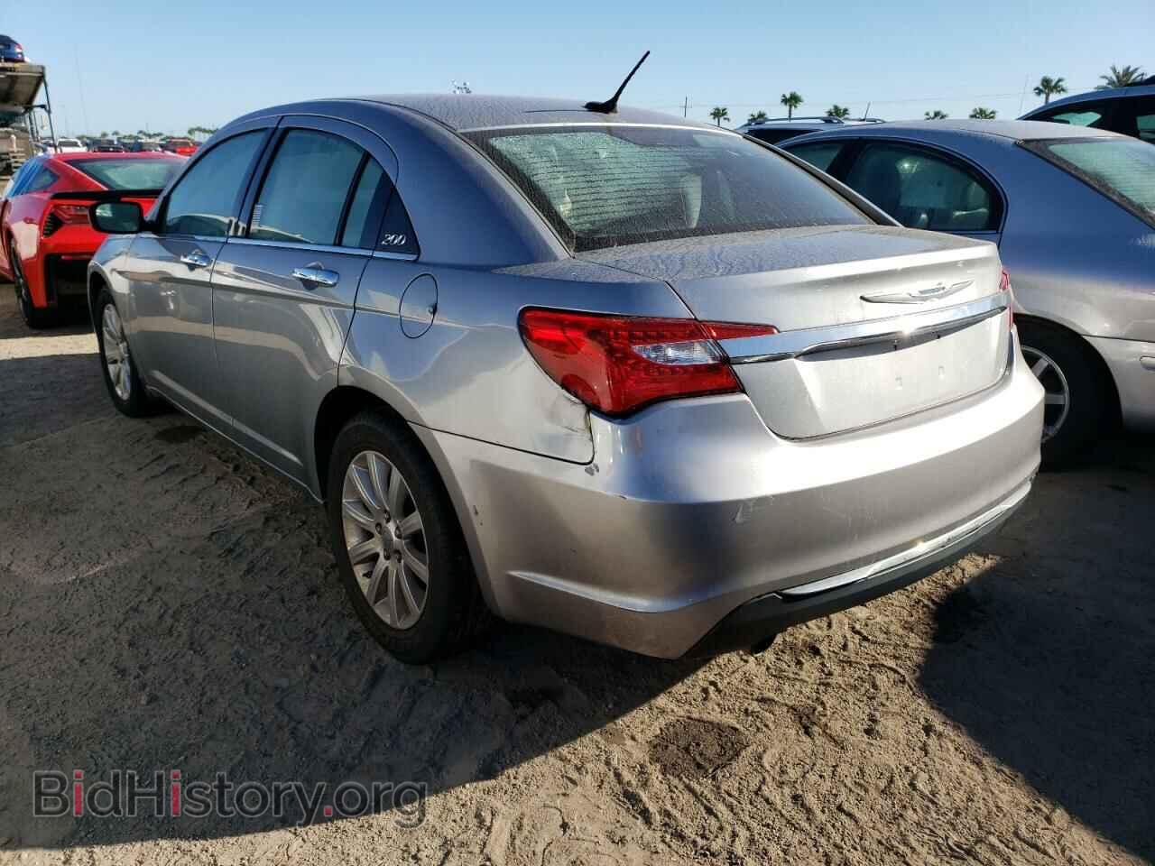 2013 CHRYSLER 200 - VIN: 1C3CCBCG0DN737088 - Фото 3
