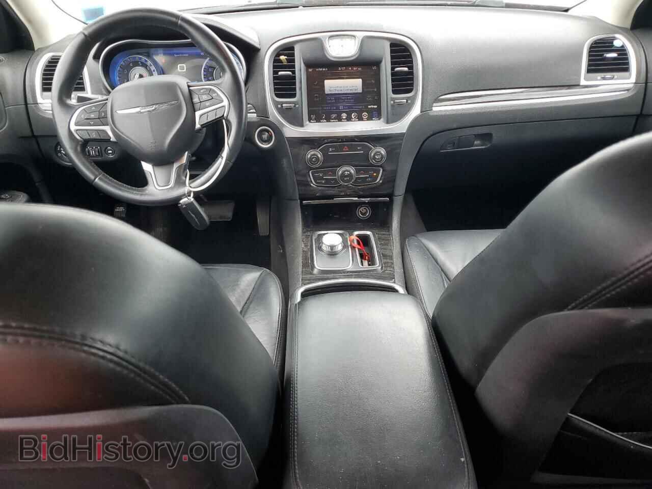2016 CHRYSLER 300 - VIN: 2C3CCARG0GH270074 - Фото 8