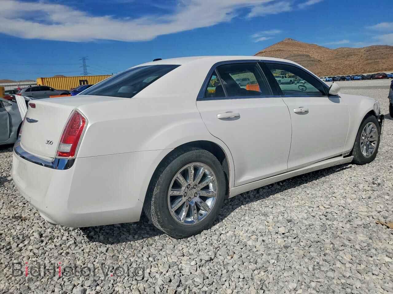 2012 CHRYSLER 300 - VIN: 2C3CCAAG7CH104639 - Фото 3