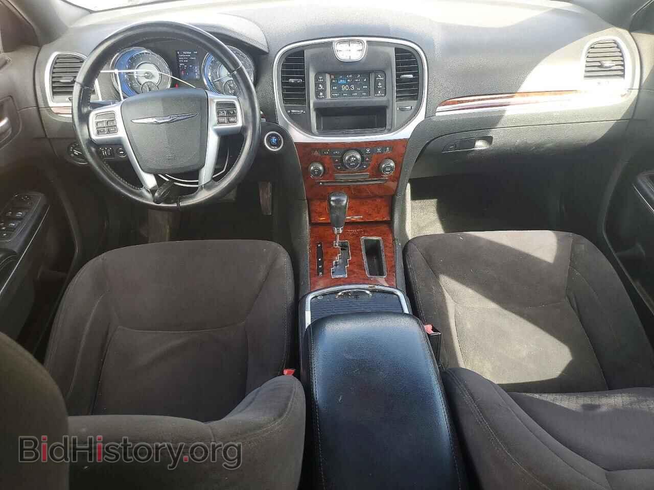 2012 CHRYSLER 300 - VIN: 2C3CCAAG7CH104639 - Фото 8