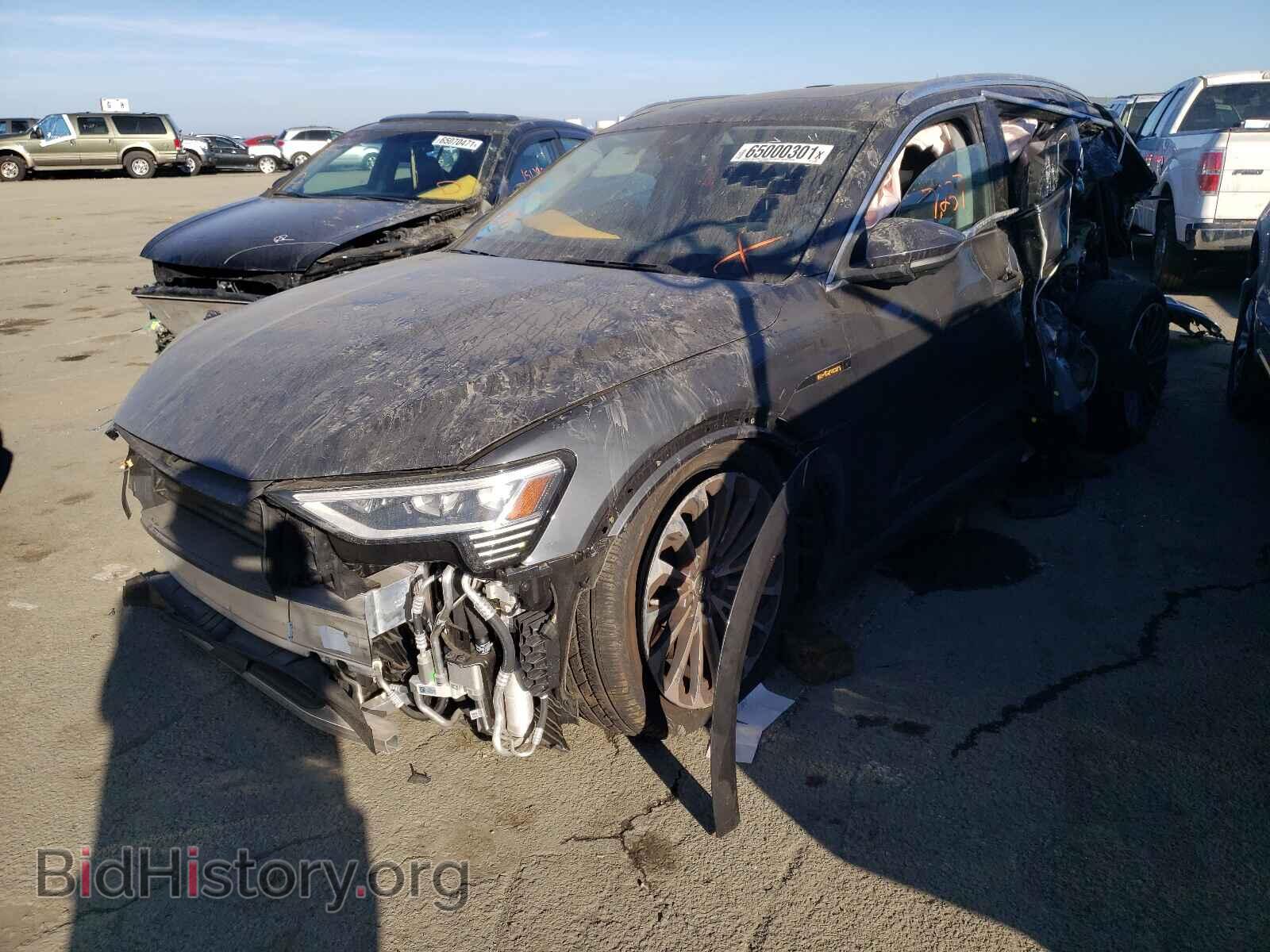 2019 AUDI E-TRON - VIN: WA1VABGEXKB024744 - Photo 2