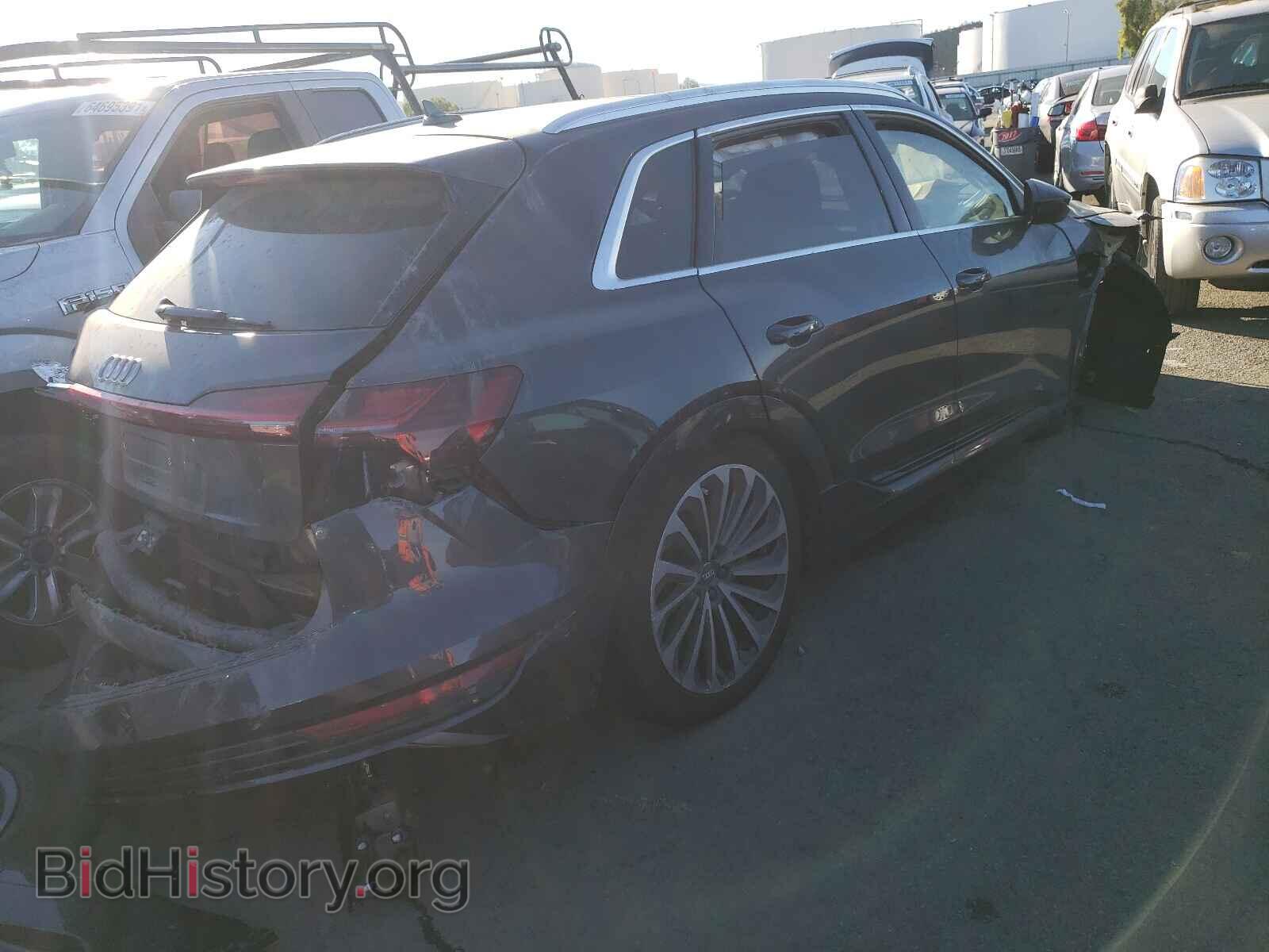 2019 AUDI E-TRON - VIN: WA1VABGEXKB024744 - Photo 4