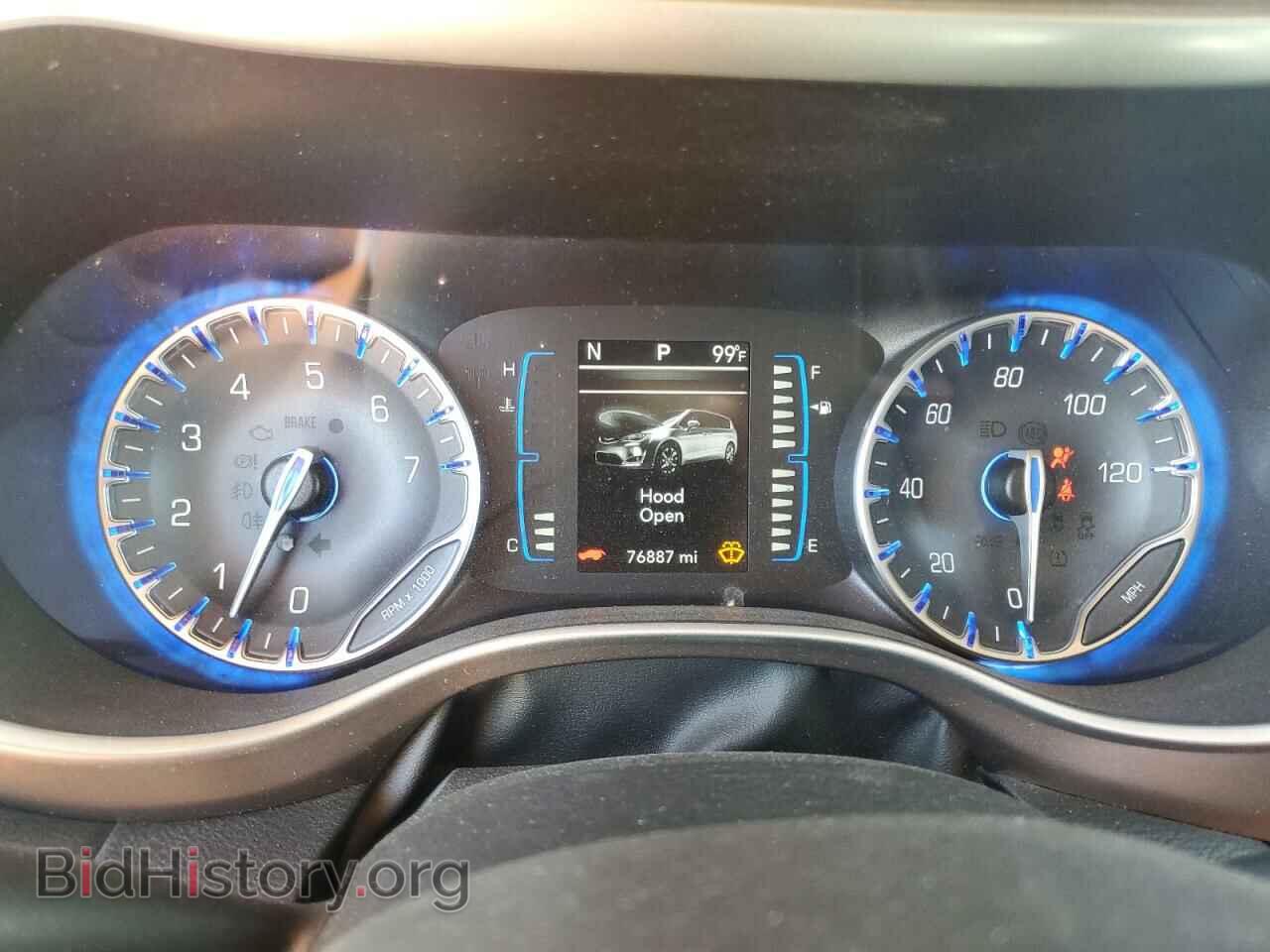 2017 CHRYSLER PACIFICA - VIN: 2C4RC1DG0HR840521 - Photo 9