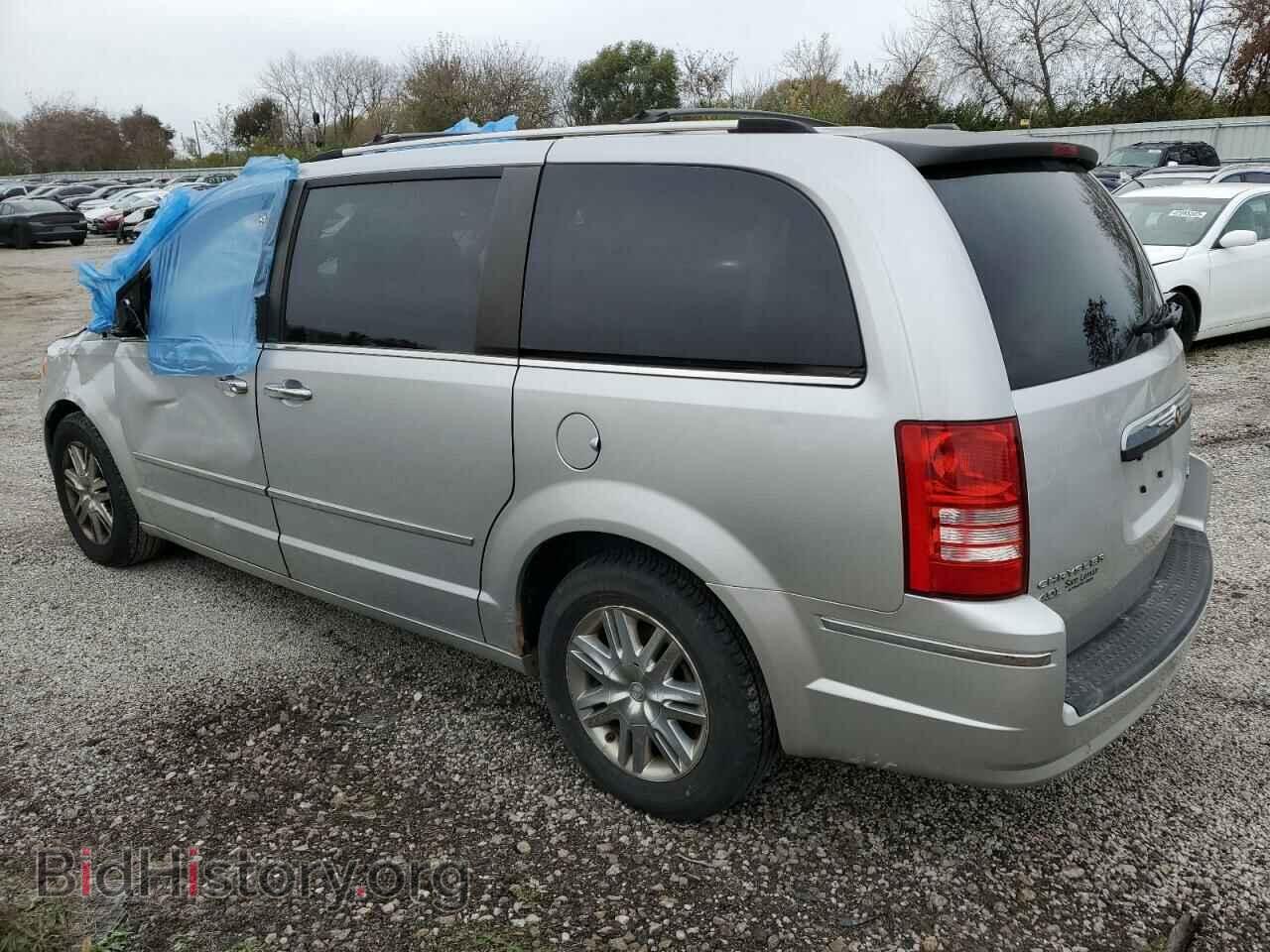 2010 CHRYSLER MINIVAN - VIN: 2A4RR7DX4AR422500 - Photo 2