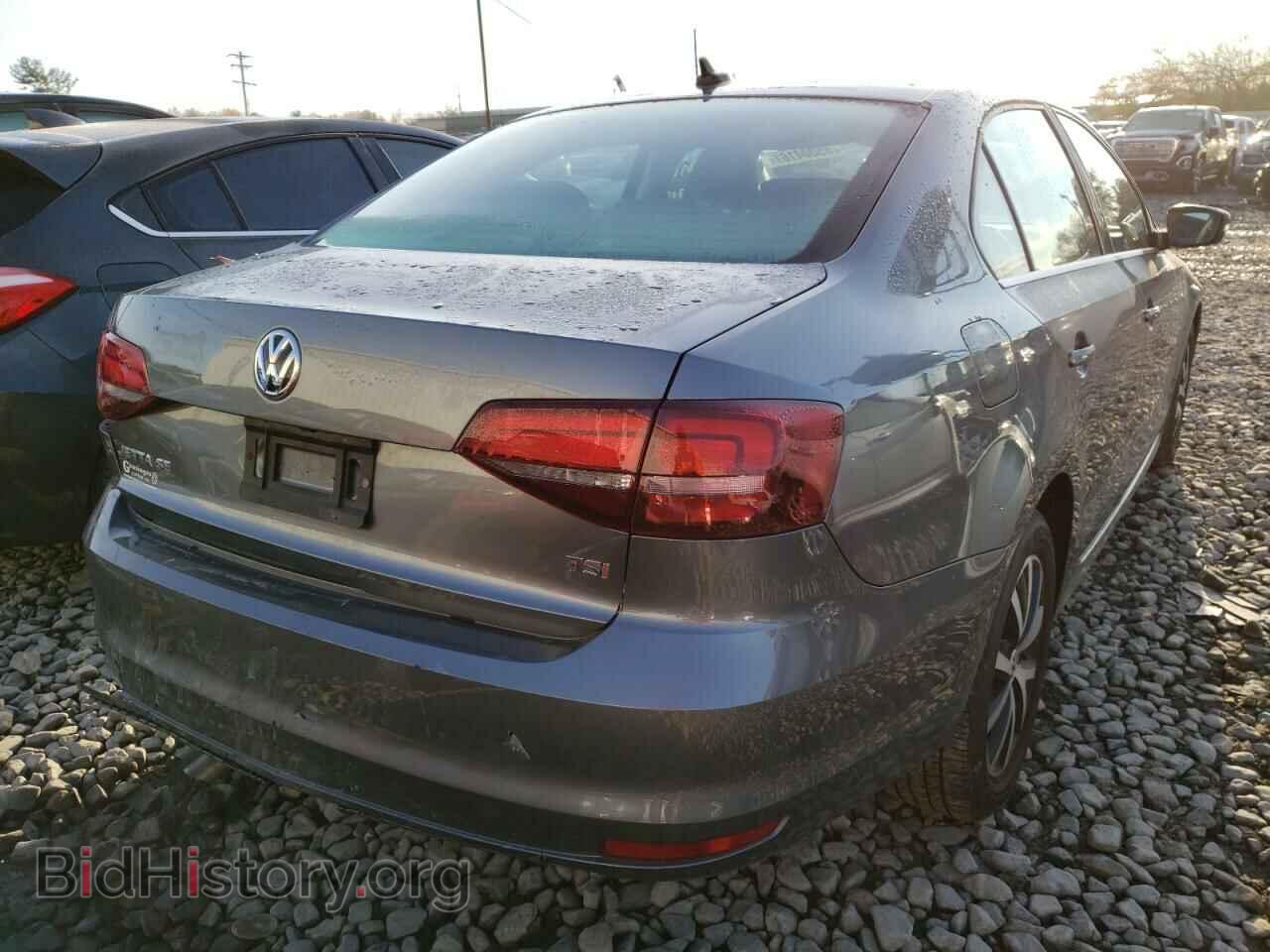2017 VOLKSWAGEN JETTA - VIN: 3VWDB7AJ2HM263558 - Photo 4