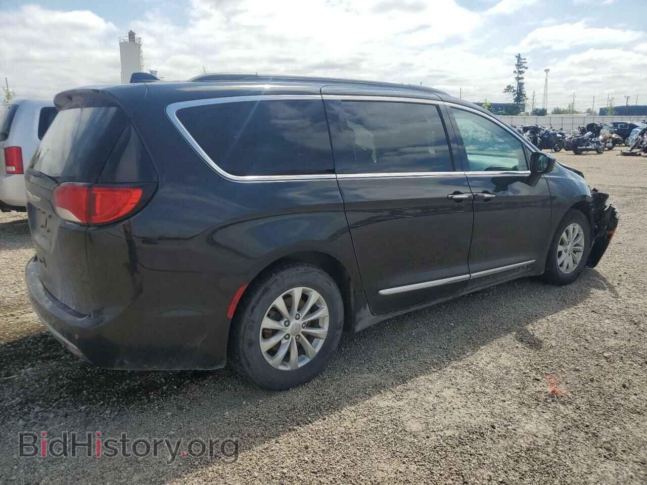 2017 CHRYSLER PACIFICA - VIN: 2C4RC1BGXHR771940 - Фото 3