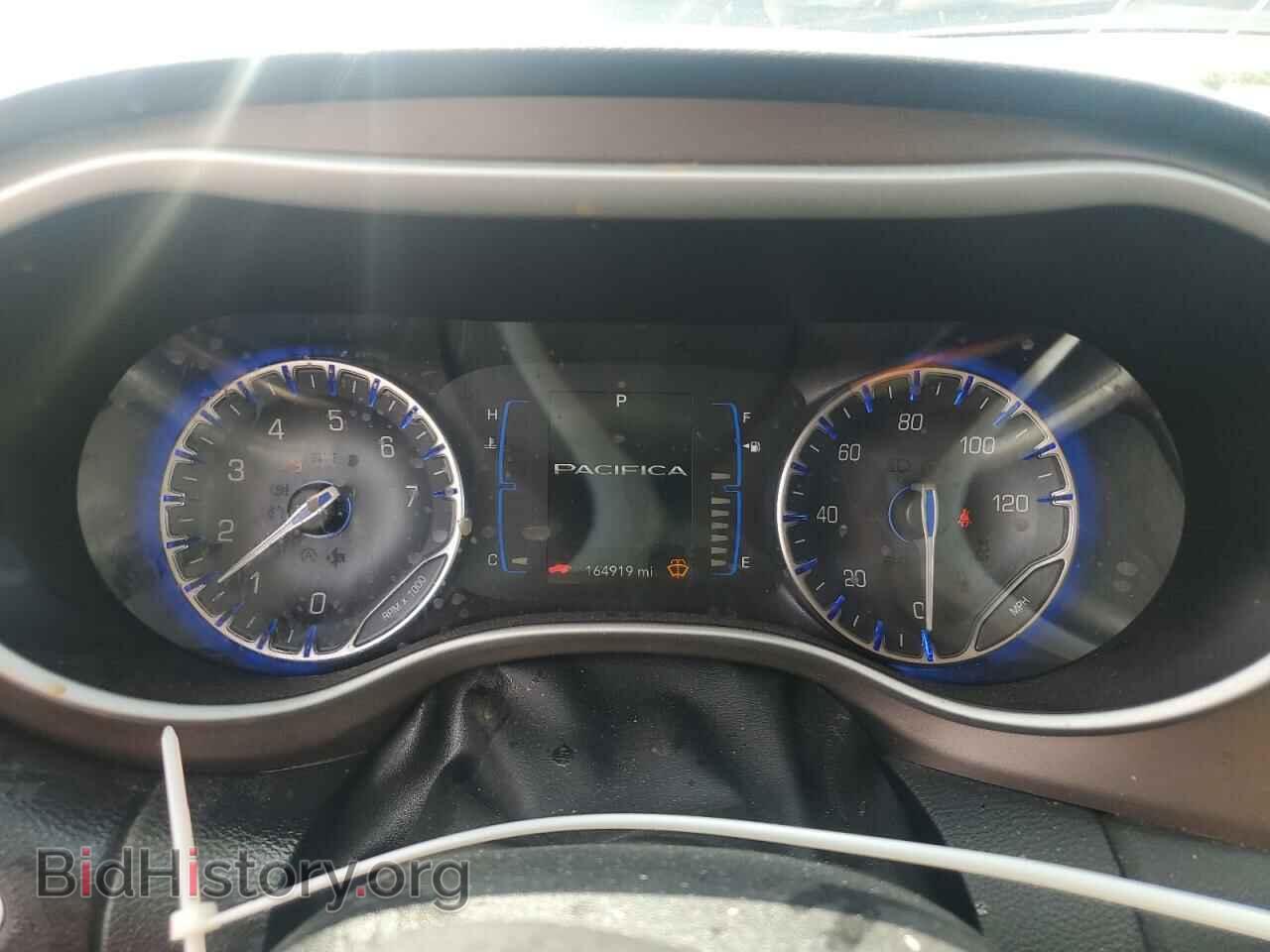 2017 CHRYSLER PACIFICA - VIN: 2C4RC1BGXHR771940 - Фото 9