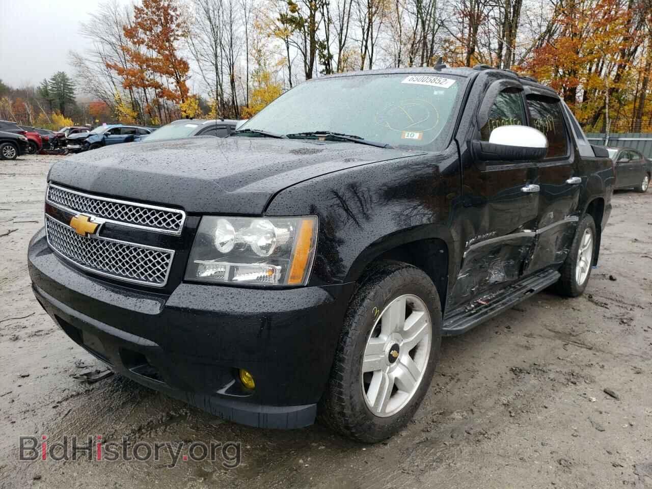 2011 CHEVROLET AVALANCHE - VIN: 3GNTKGE3XBG273228 - Фото 2