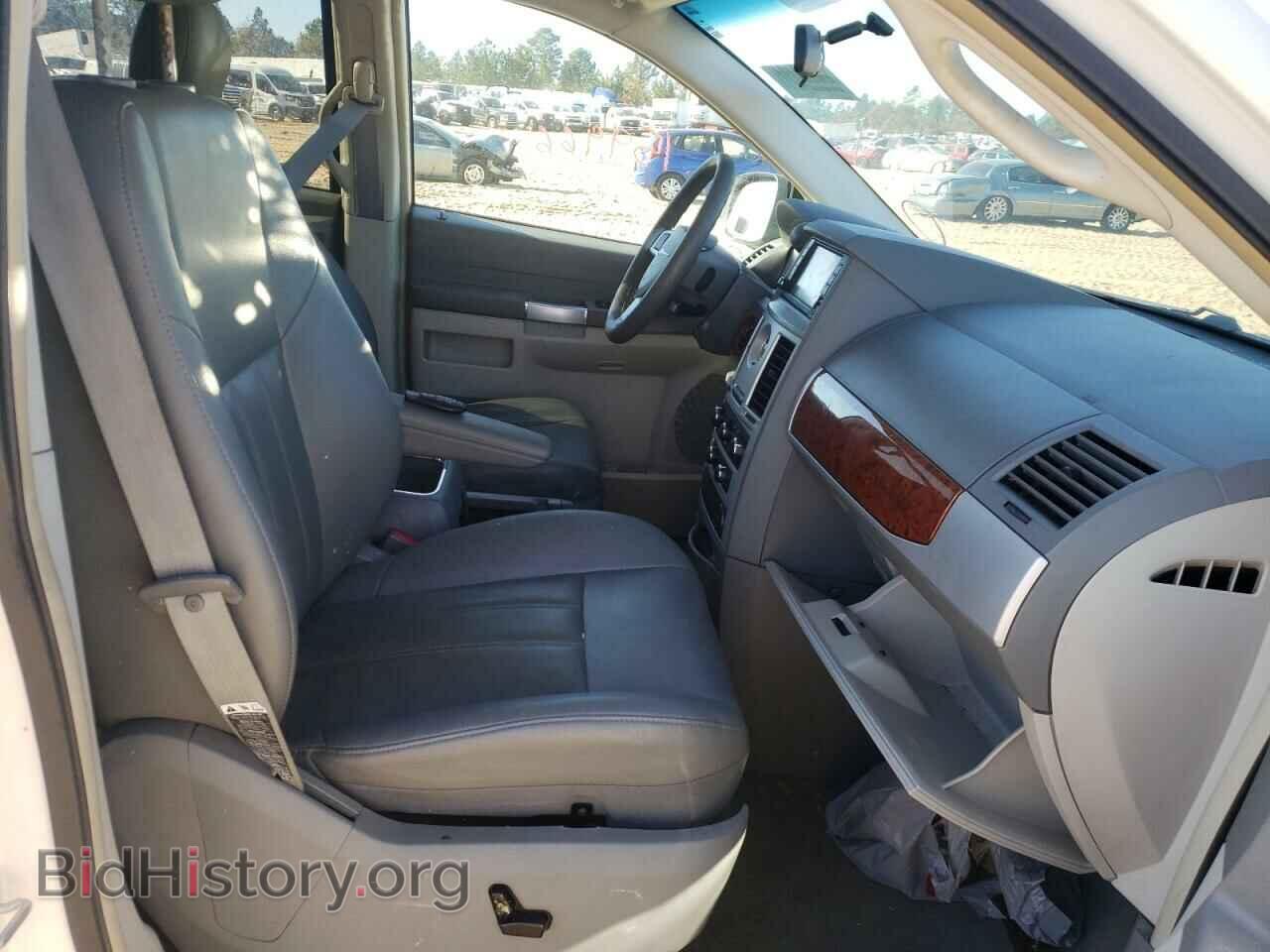 2008 CHRYSLER MINIVAN - VIN: 2A8HR54P18R835077 - Фото 5