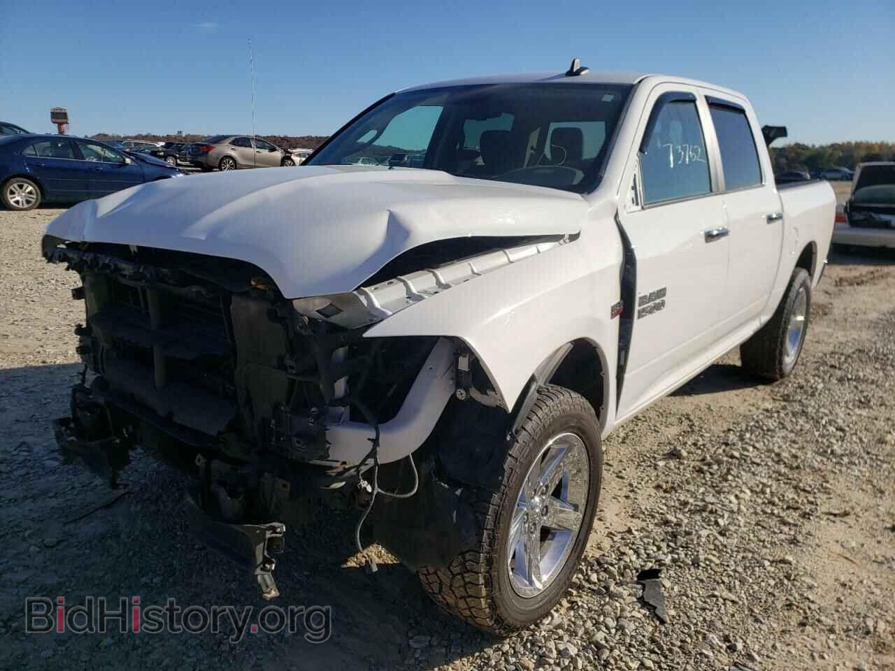 2016 RAM 1500 - VIN: 3C6RR7LT0GG219016 - Фото 2
