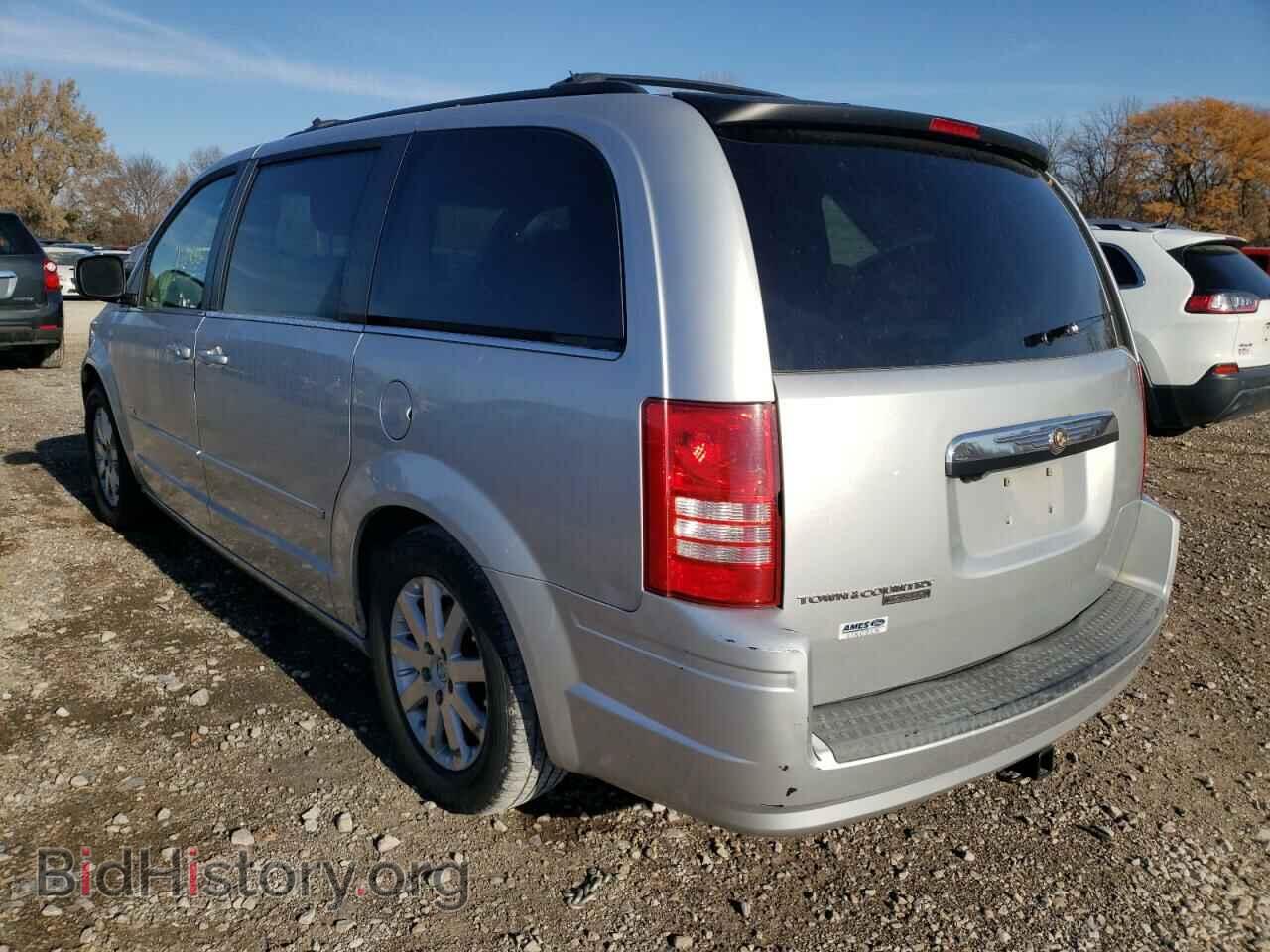 2008 CHRYSLER MINIVAN - VIN: 2A8HR54PX8R113588 - Фото 3