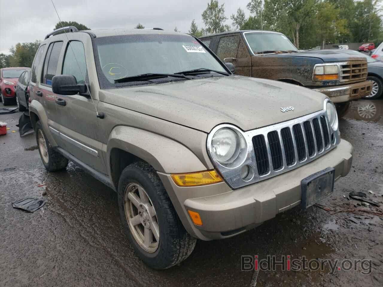 Фотография 1J4GL58K87W631086 - JEEP LIBERTY 2007