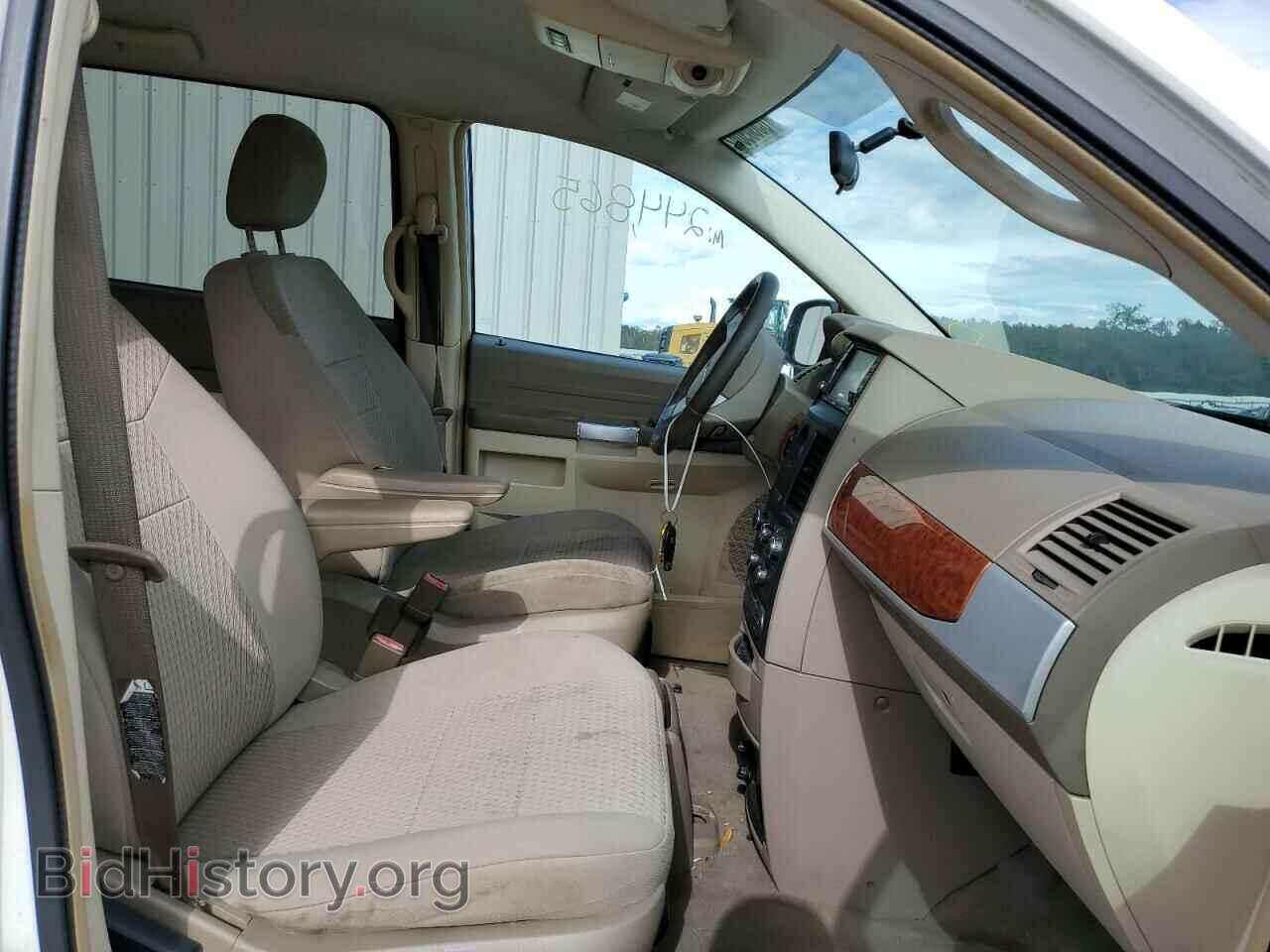 2008 CHRYSLER MINIVAN - VIN: 2A8HR54P08R718560 - Фото 5