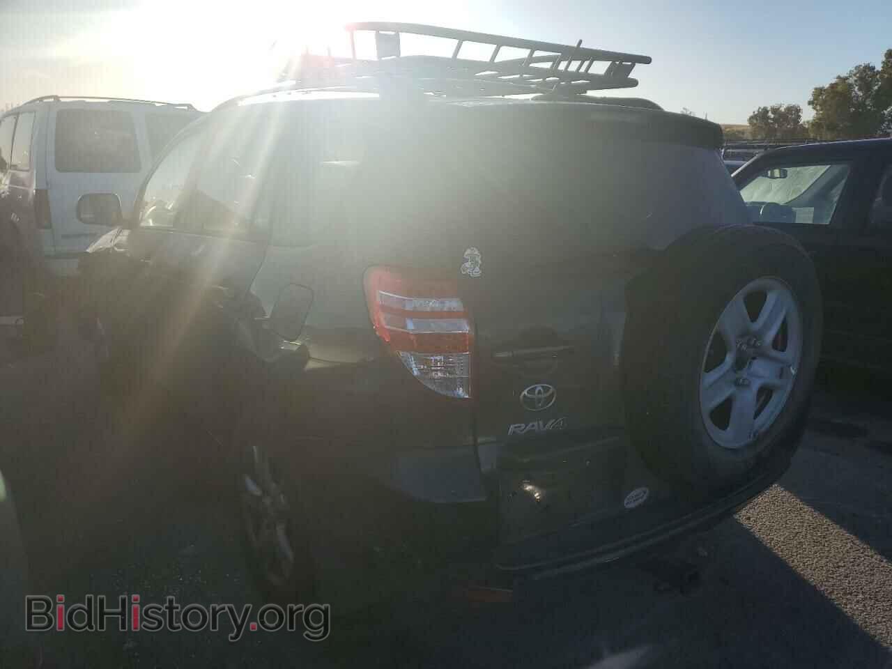2011 TOYOTA RAV4 - VIN: 2T3BF4DV8BW109051 - Фото 3