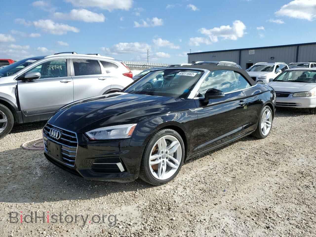 Photo WAUWNGF56KN010302 - AUDI A5 2019