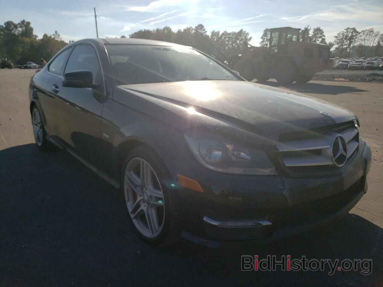 Photo WDDGJ4HB2CF931230 - MERCEDES-BENZ C-CLASS 2012