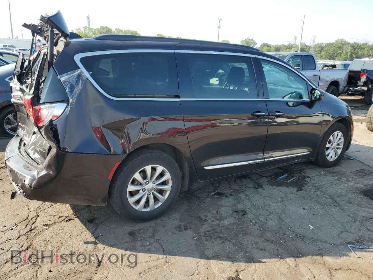 2017 CHRYSLER PACIFICA - VIN: 2C4RC1BG8HR621910 - Фото 3