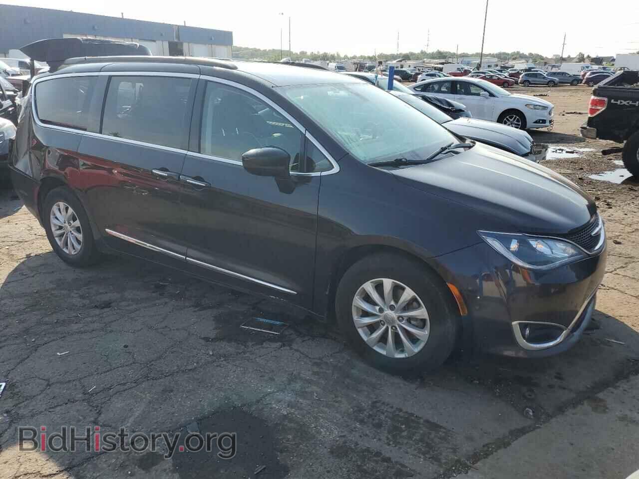 2017 CHRYSLER PACIFICA - VIN: 2C4RC1BG8HR621910 - Фото 4