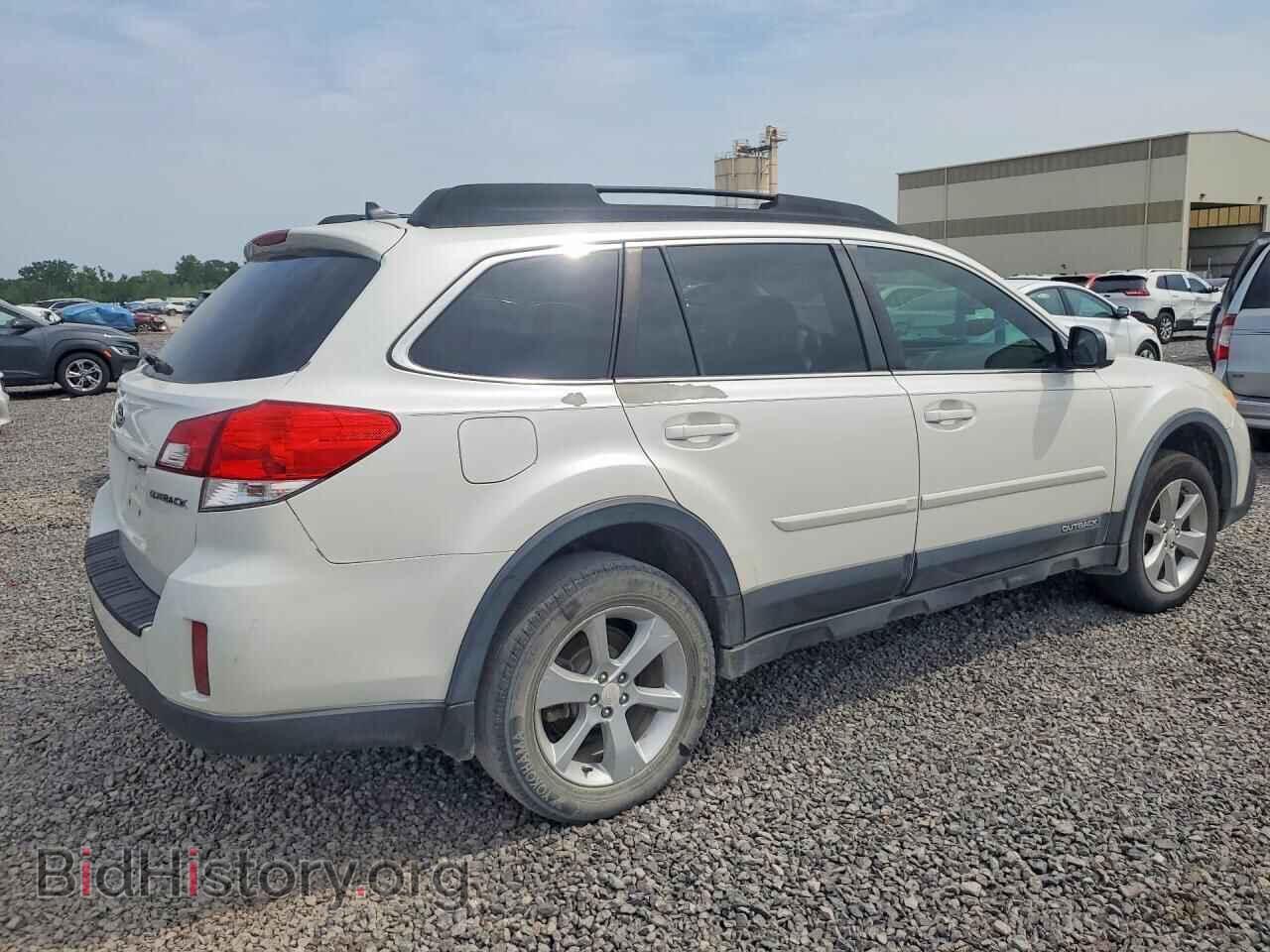 2014 SUBARU OUTBACK - VIN: 4S4BRCCC7E3246308 - Фото 3