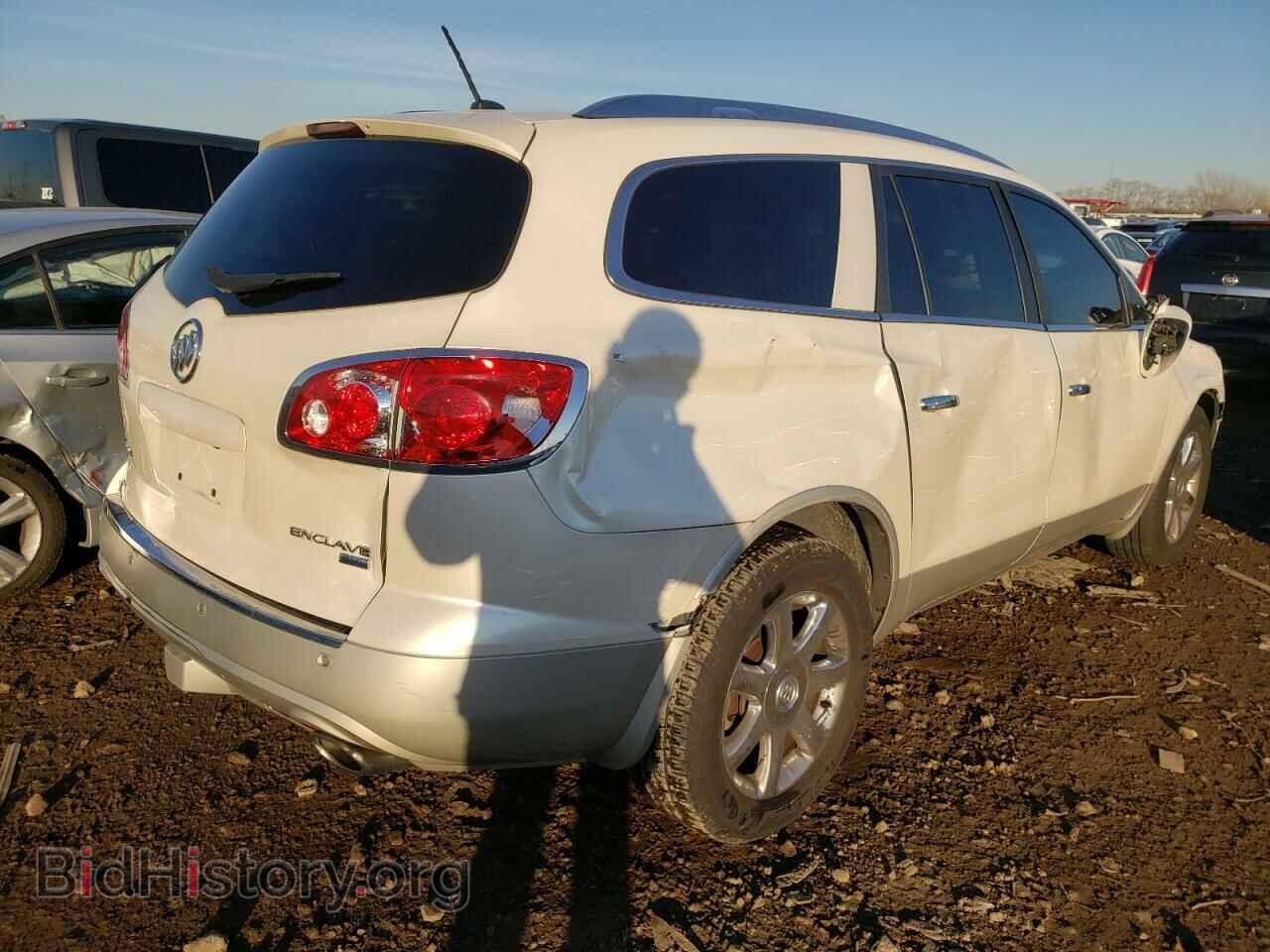 2010 BUICK ENCLAVE - VIN: 5GALVCED3AJ207295 - Фото 4