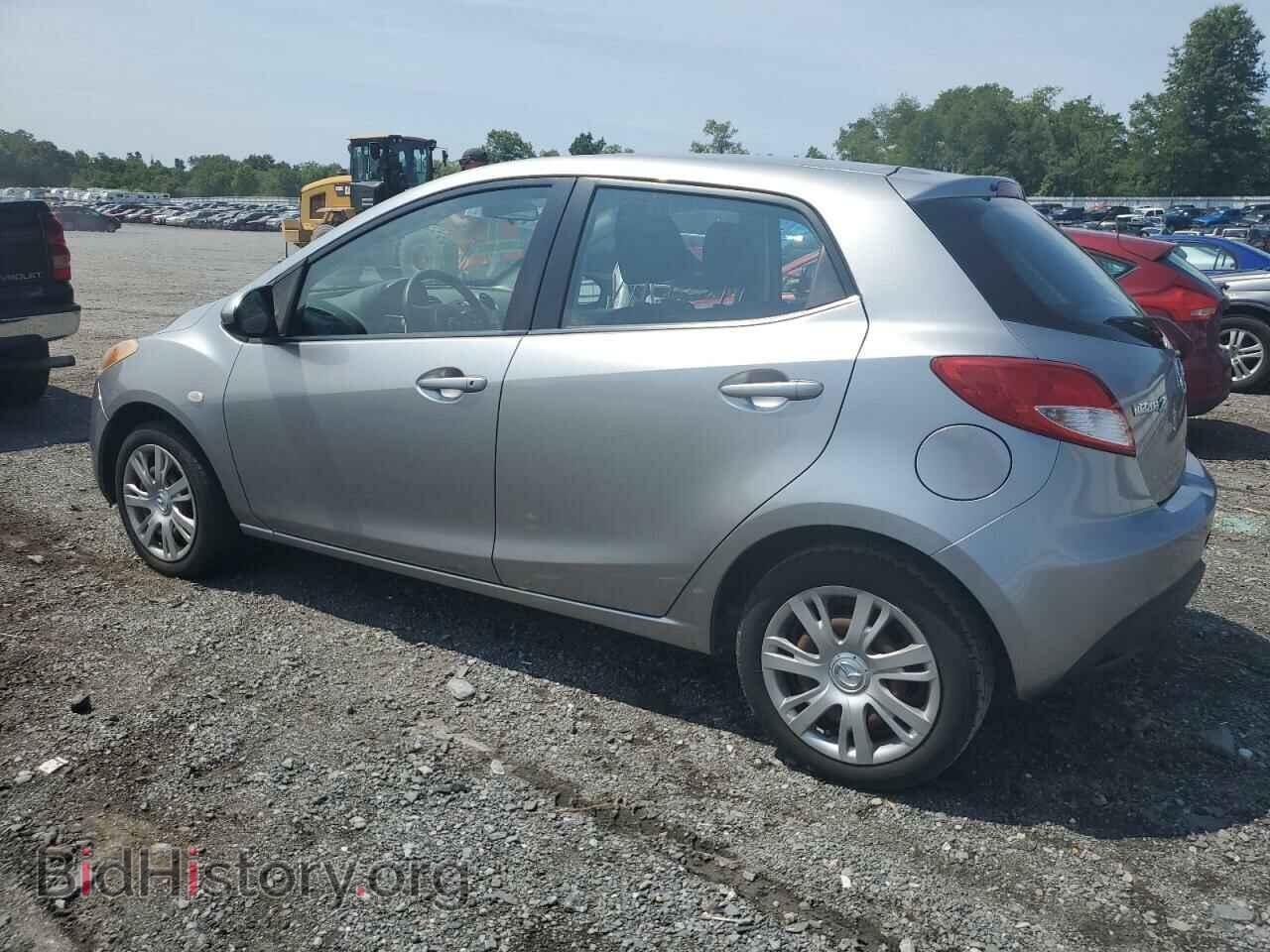 2011 MAZDA 2 - VIN: JM1DE1HZ9B0130177 - Photo 2